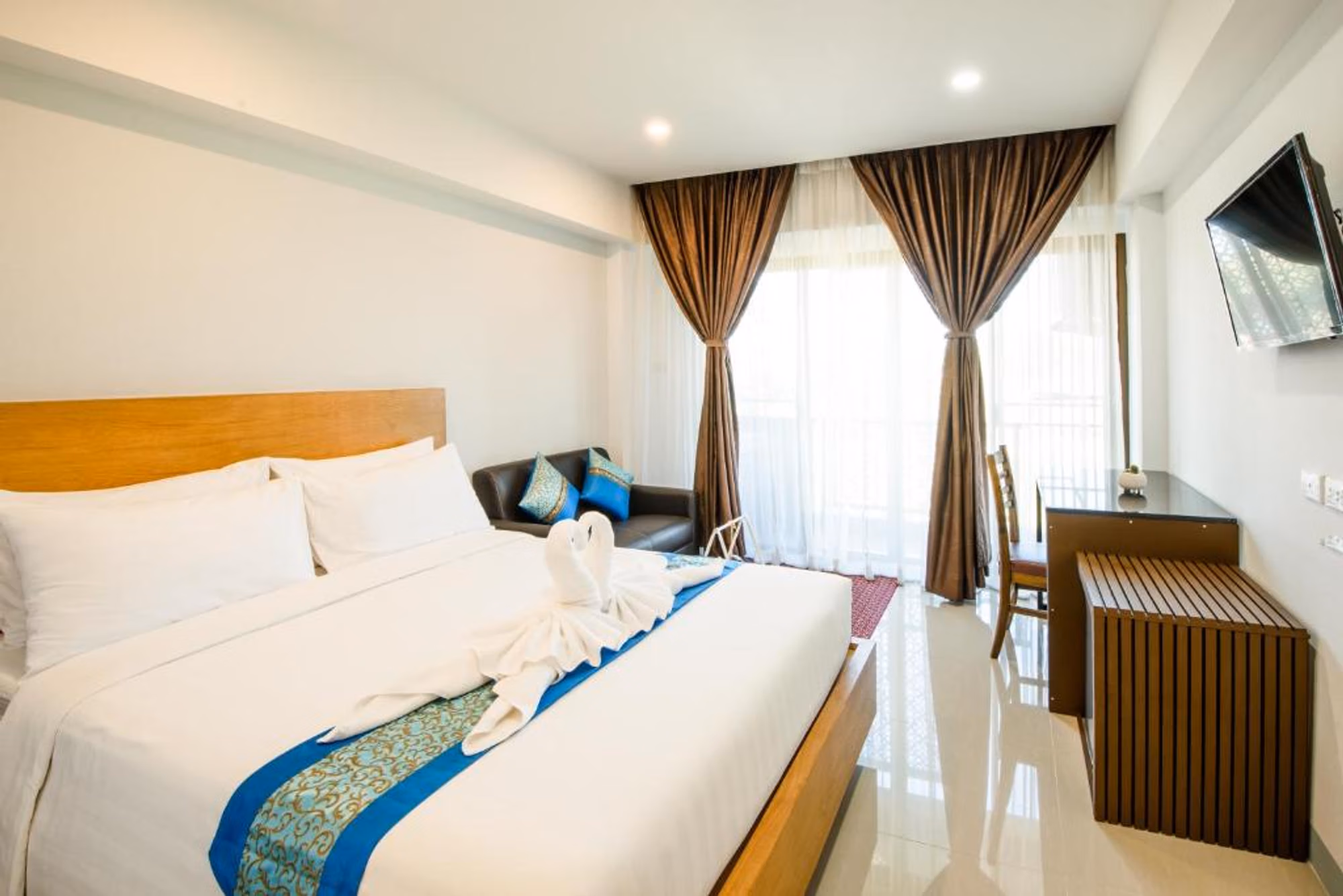 Commercial/Shophouse for Sale at Room Lanna Hotel - Image 11