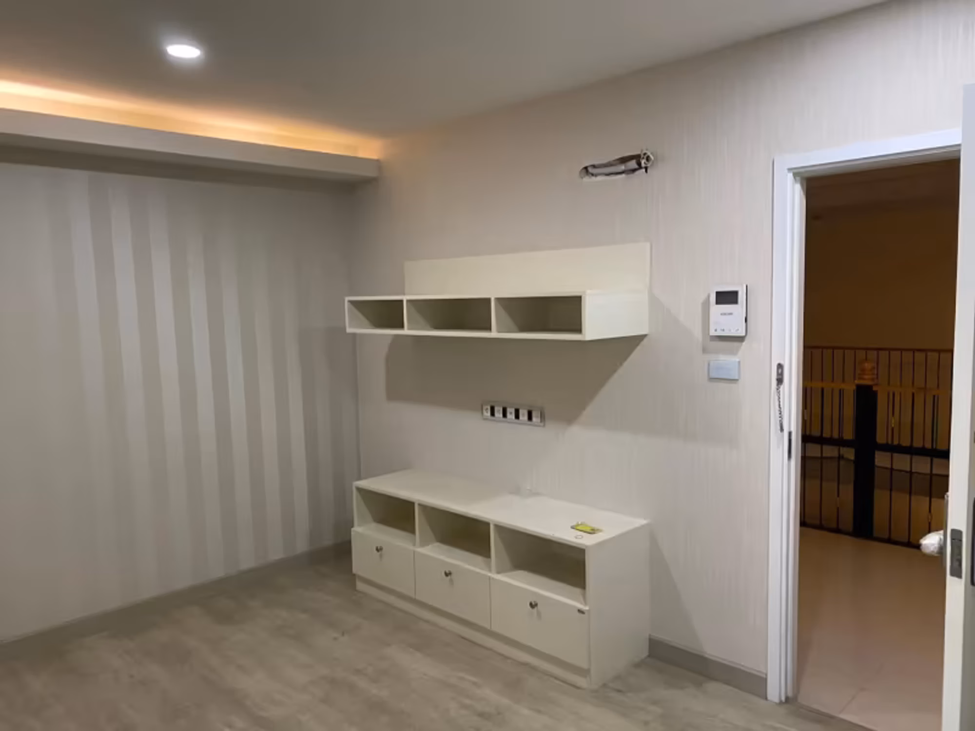 1 Bedroom Condo - Image 12