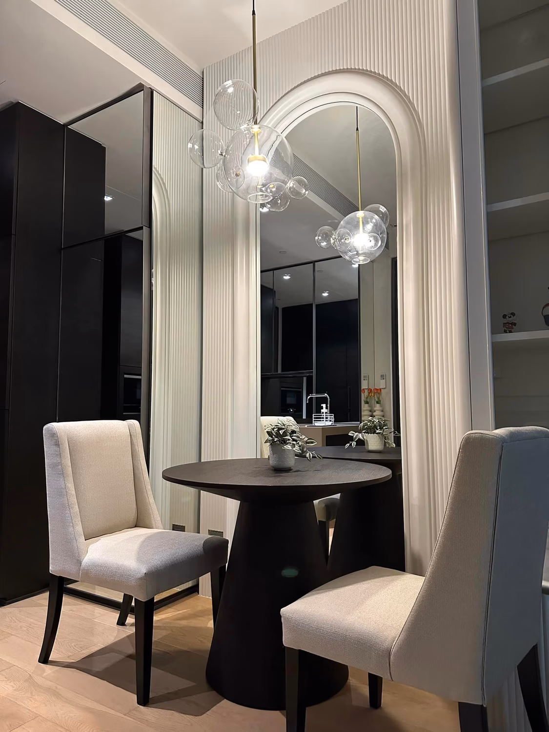 Condo for Sale at 28 Chidlom by SC Asset   - Image 4