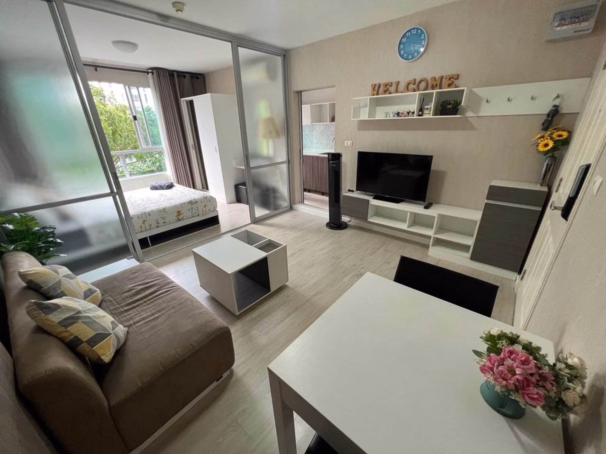 Condo - Image 1
