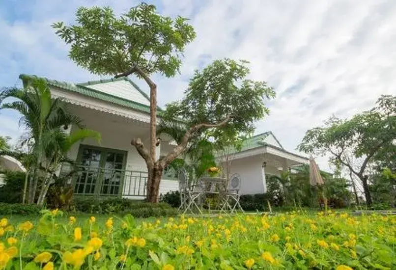 Detached House - Image 18
