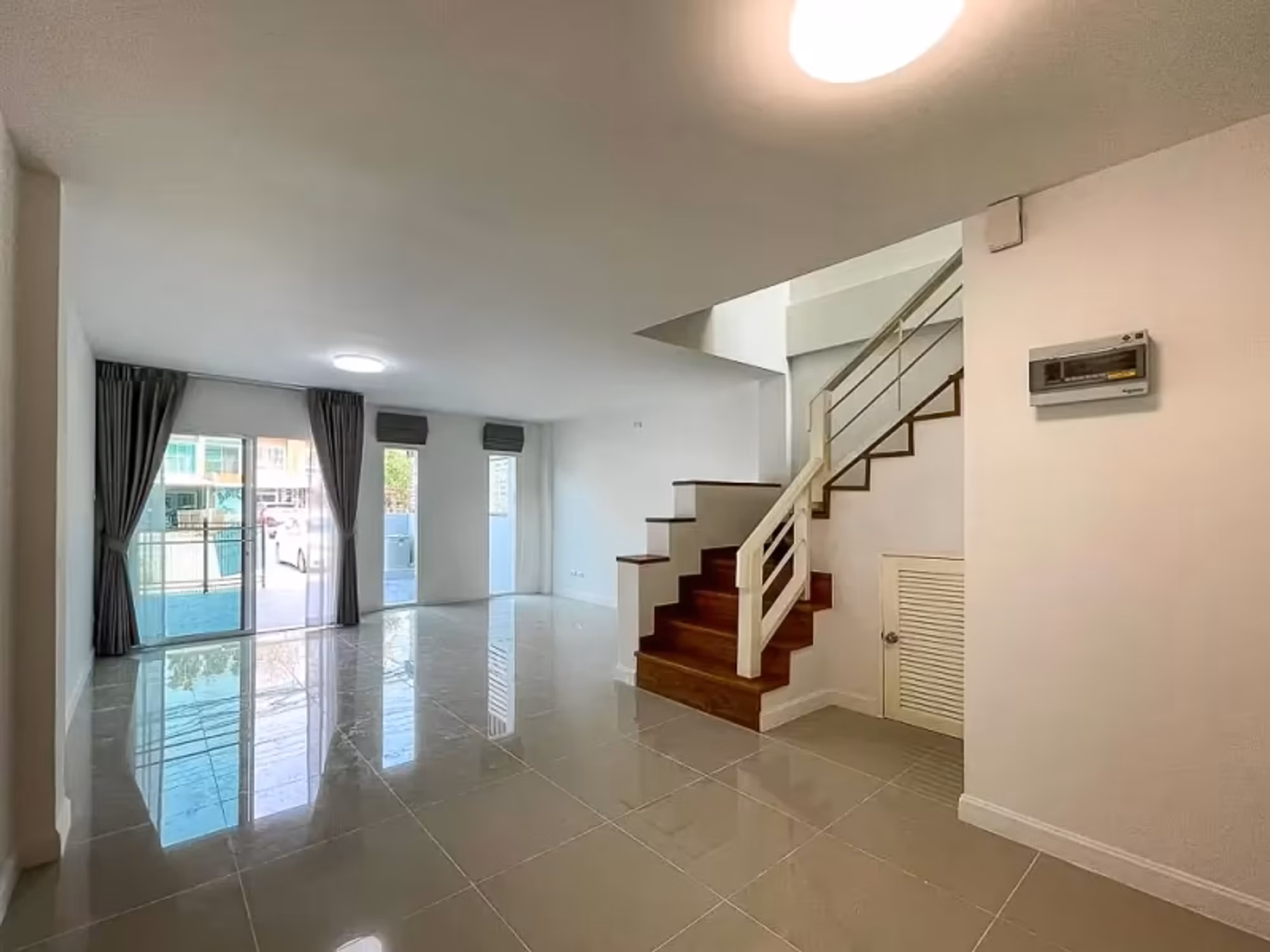 3 Bedroom House - Image 5