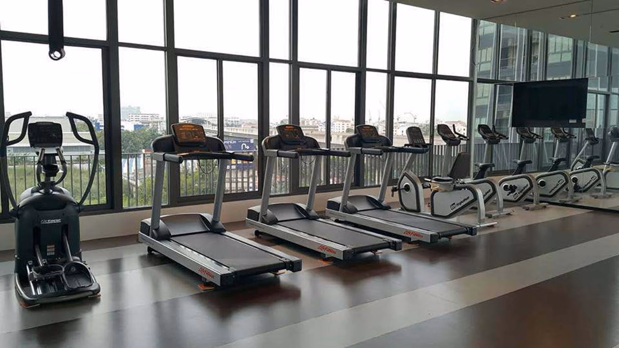 1 Bed Condo for Sale in Bangna - Image 5