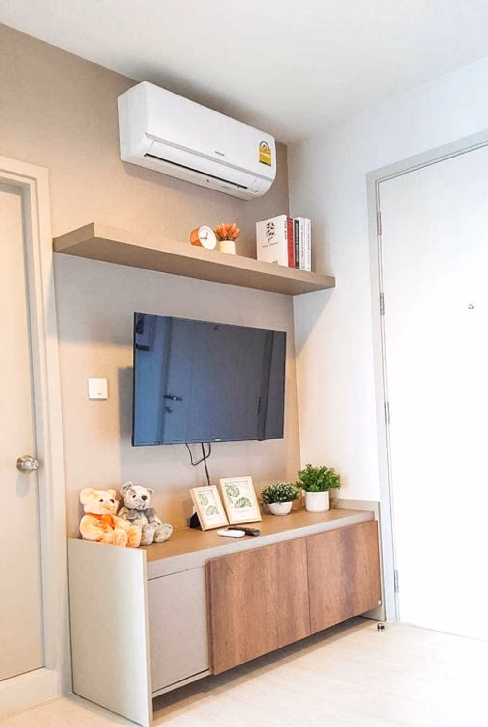 1 Bedroom Condo for Rent at Life Sukhumvit 48 - Image 5