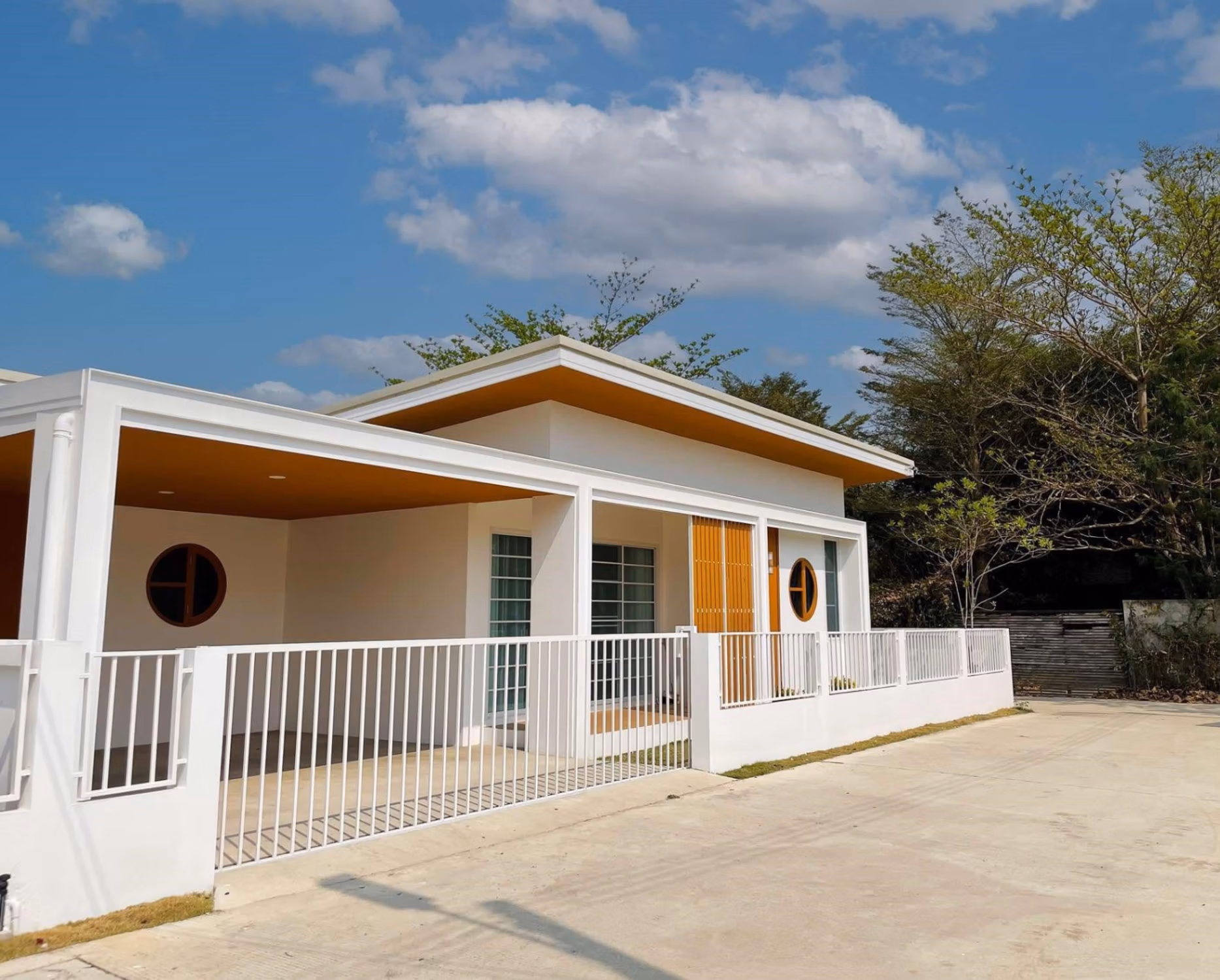 2 Bed House for Rent in Hang Dong District - Image 1