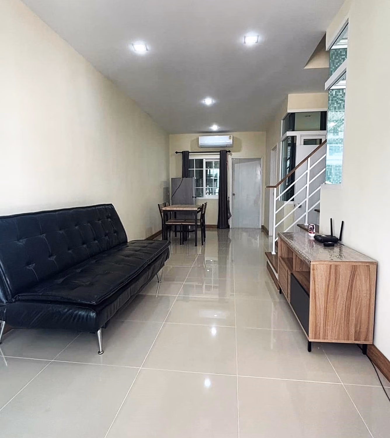 4 Bed Townhouse for Rent in Mueang Chiang Mai - Image 2