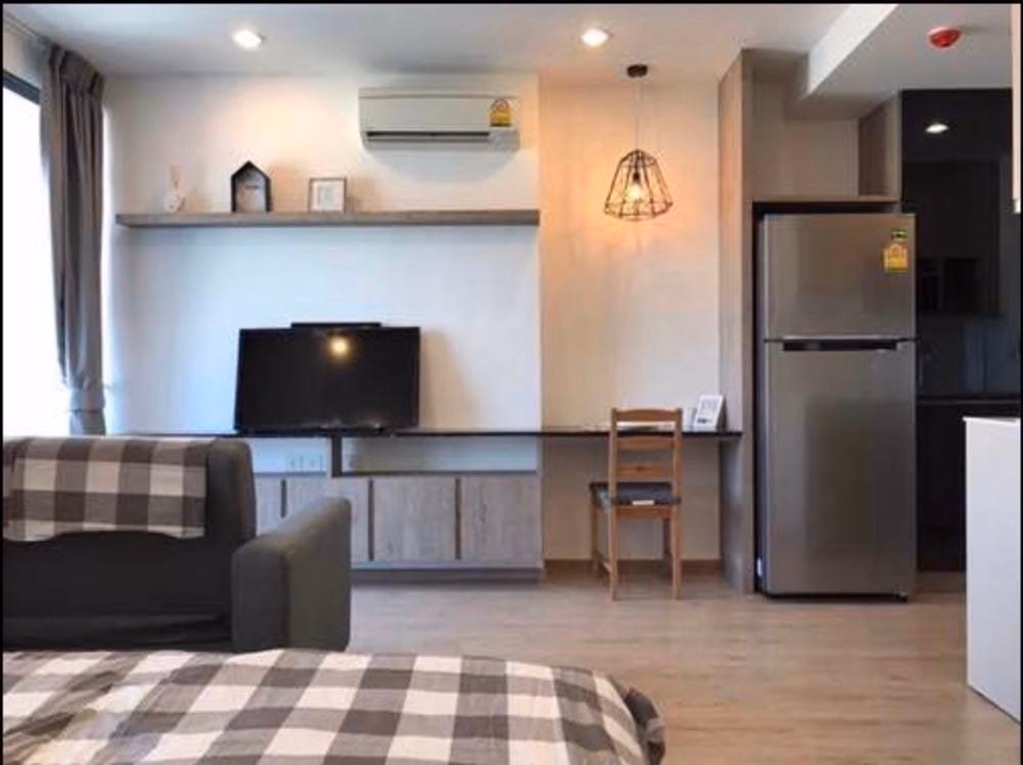 1 Bed Condo for Rent  Near Sala Daeng BTS - Image 9