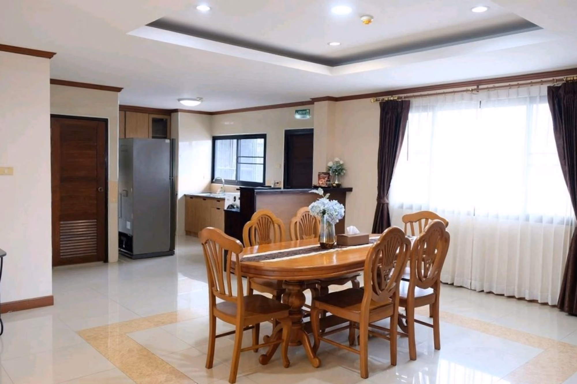 27 Bed Commercial for Rent in Watthana - Image 7