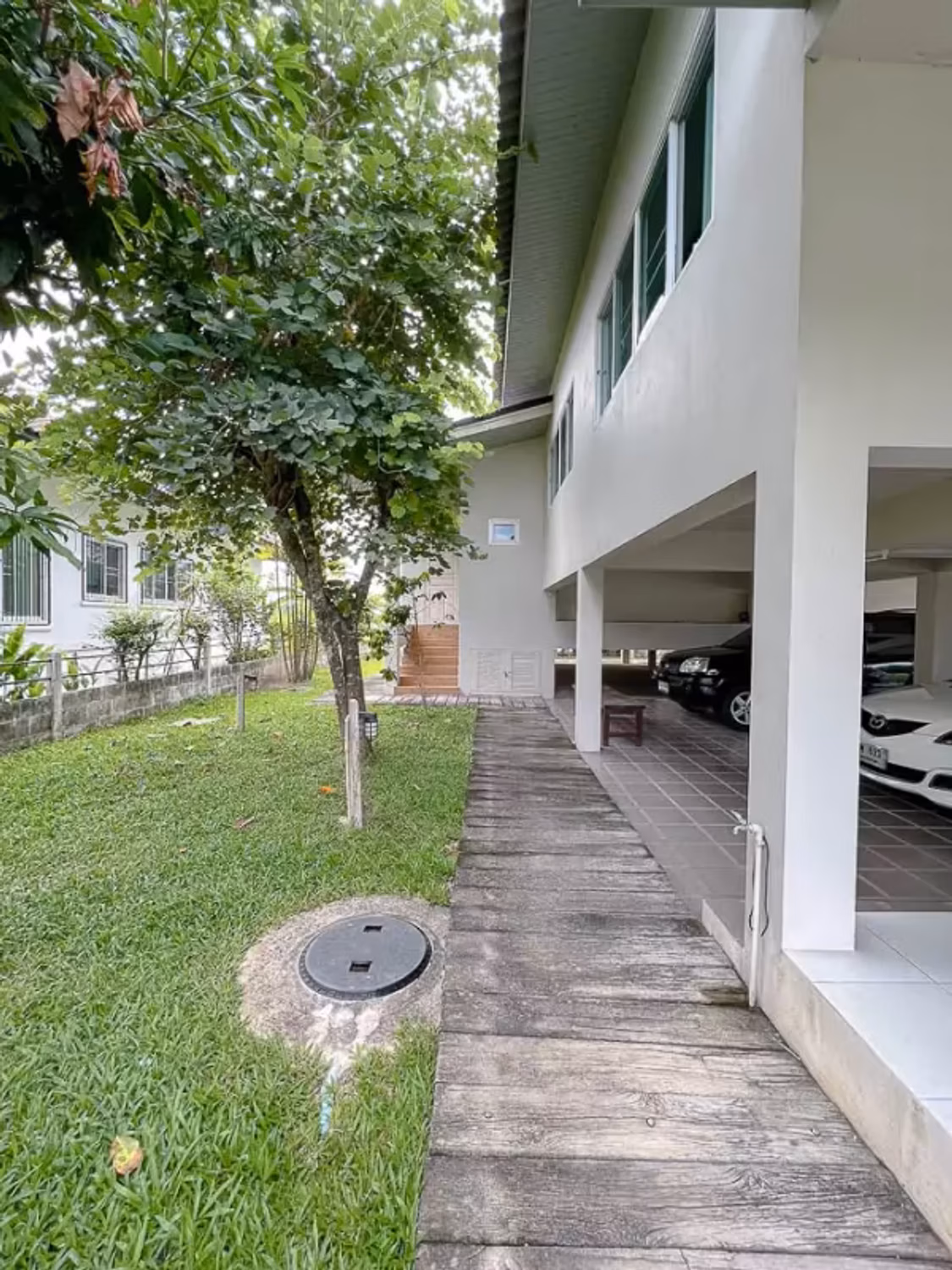 3 Bedroom House - Image 7