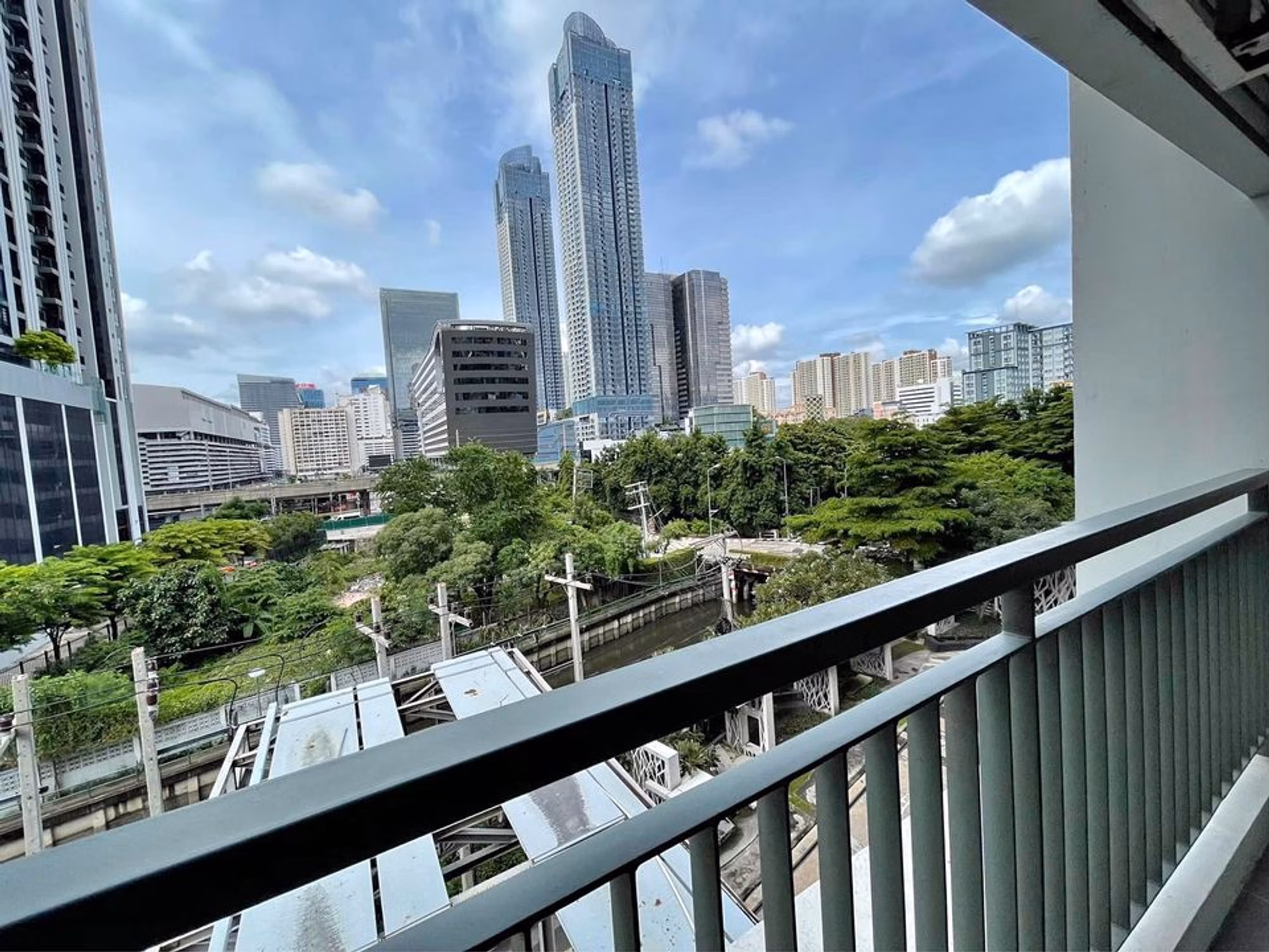 2 ห้องนอน Condo สำหรับ ขาย ใน ห้วยขวาง - Image 11