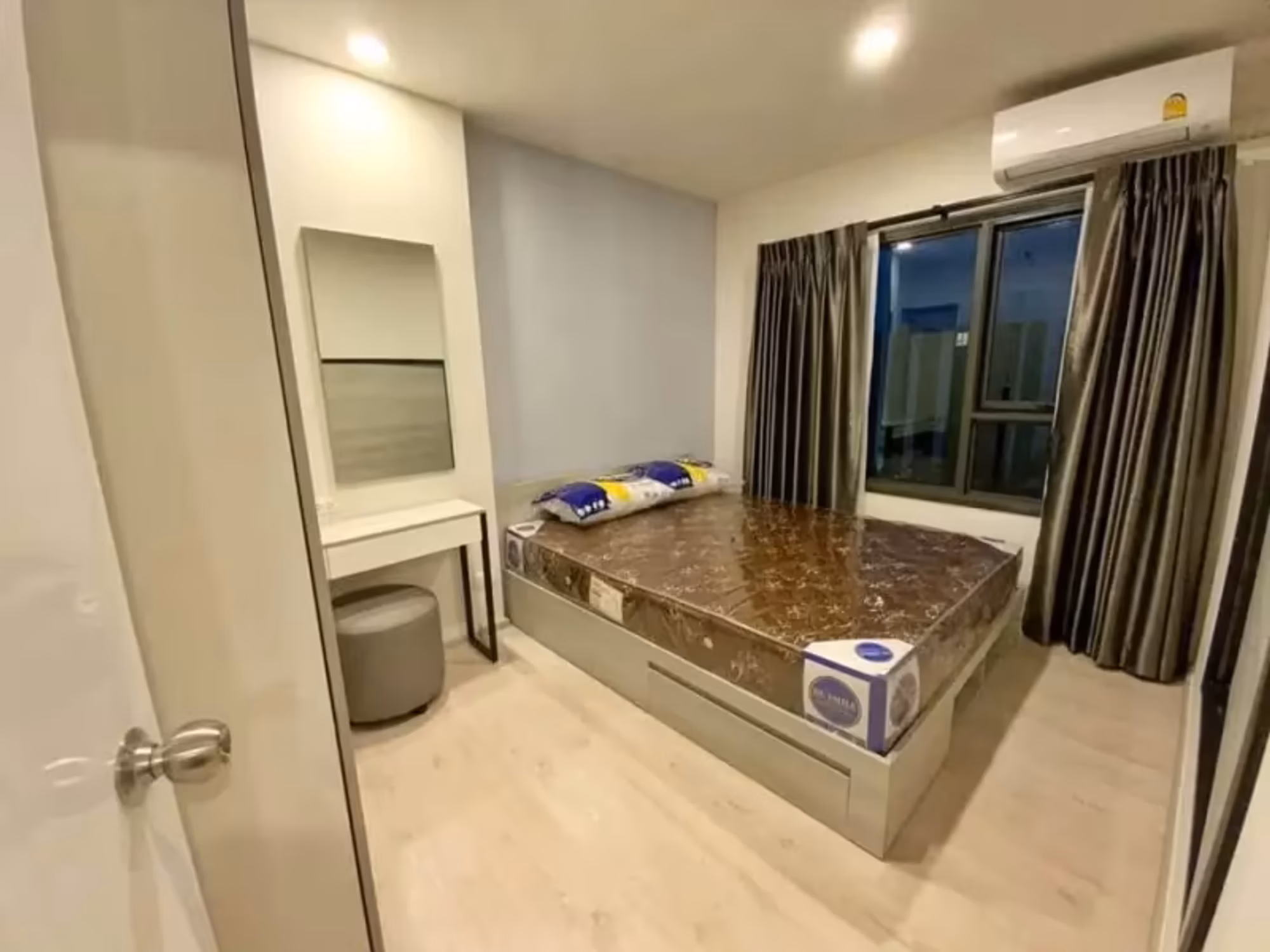 2 Bedroom Condo - Image 1