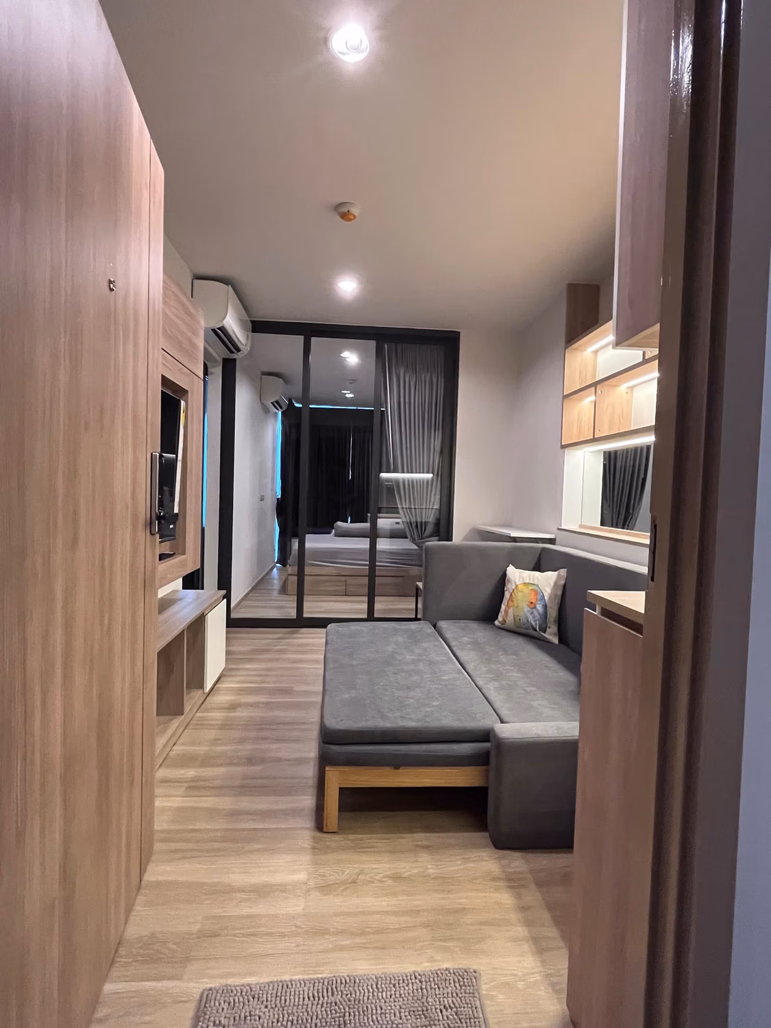Condo - Image 9