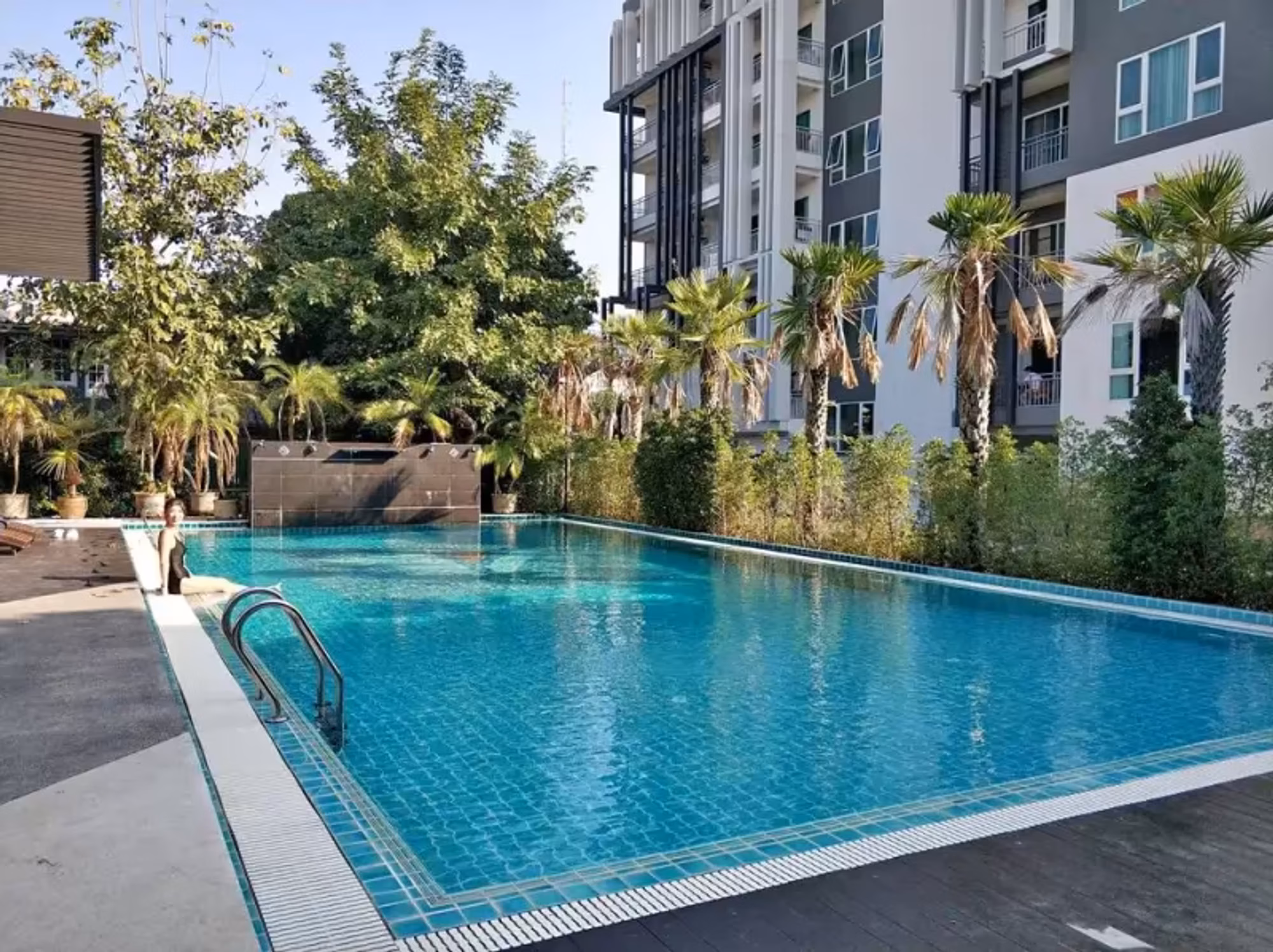1 Bedroom Condo - Image 8