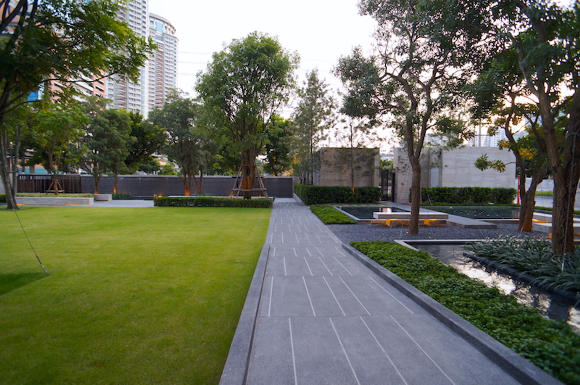 Condo for Rent at Nara 9 - Image 18