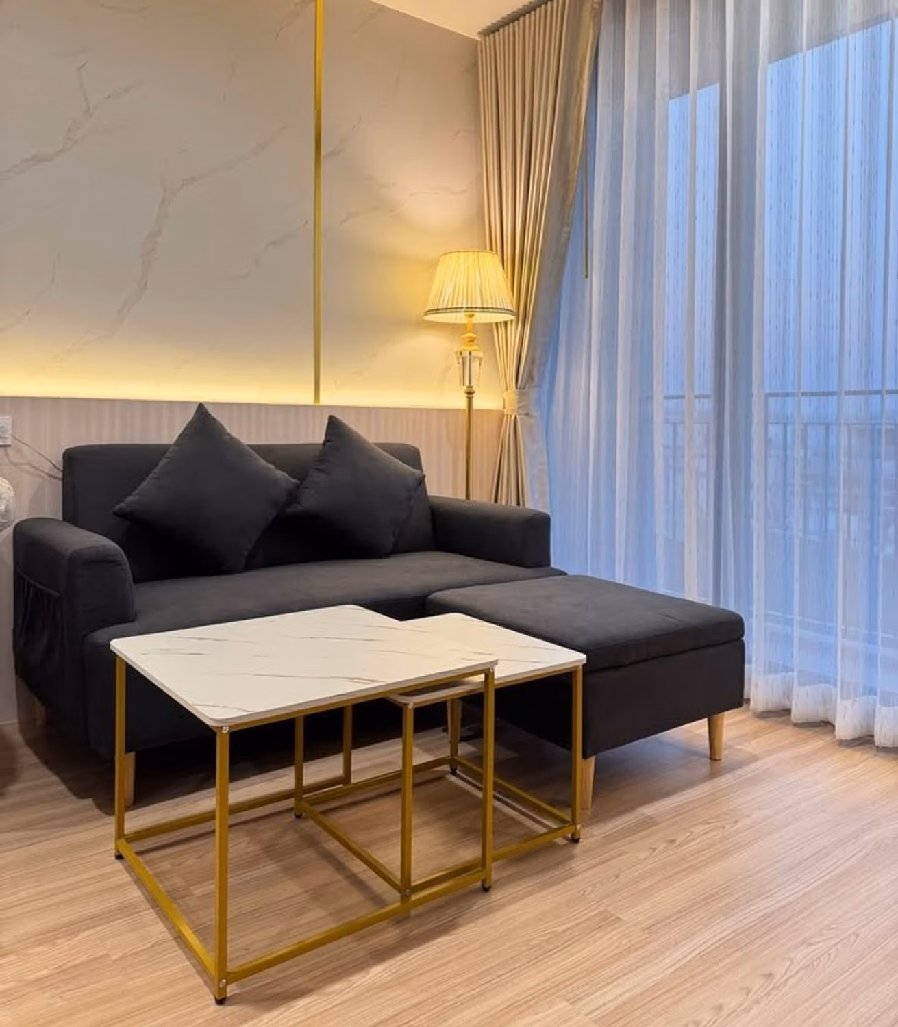 2 Bed Condo for Rent in Phra Khanong - Image 1