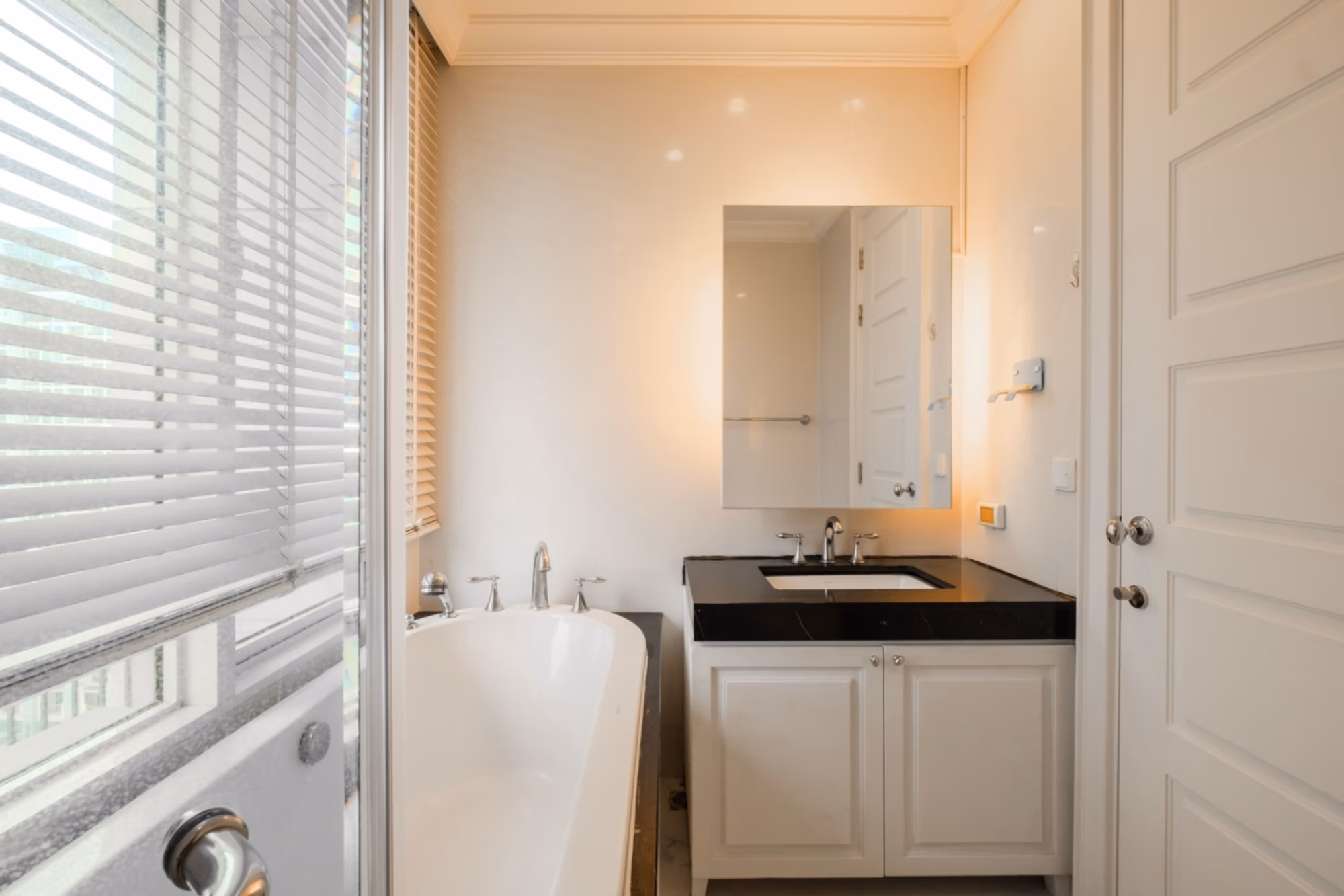 2 Bed Condo for Sale  Near Sukhumvit MRT - Image 5