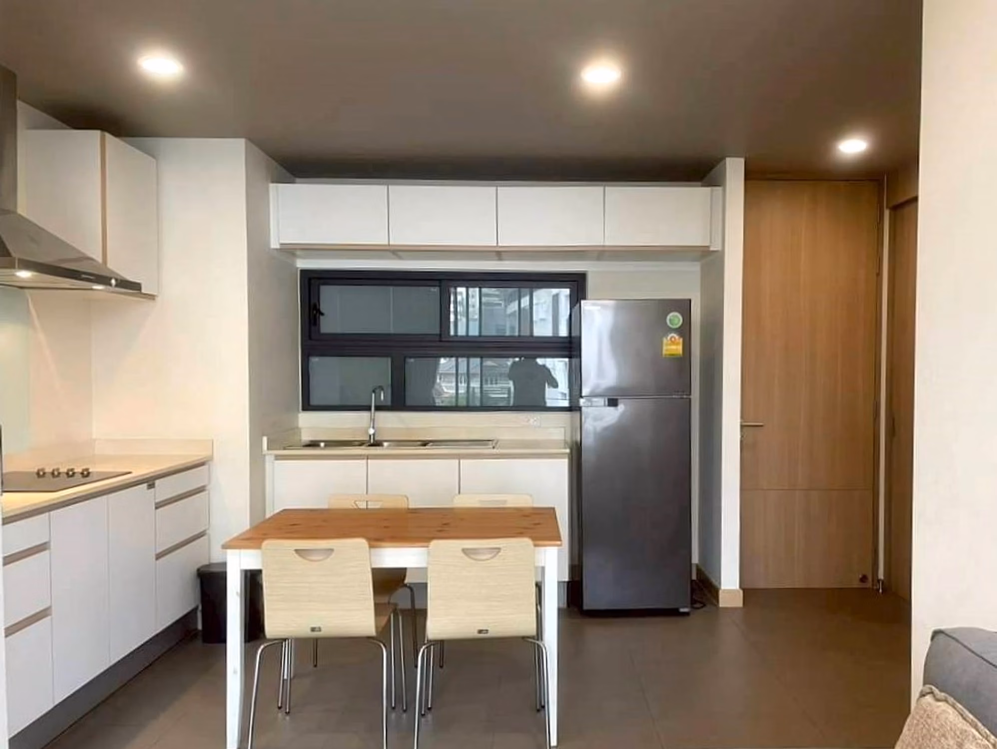 2 Bed Condo for Rent in Watthana - Image 2