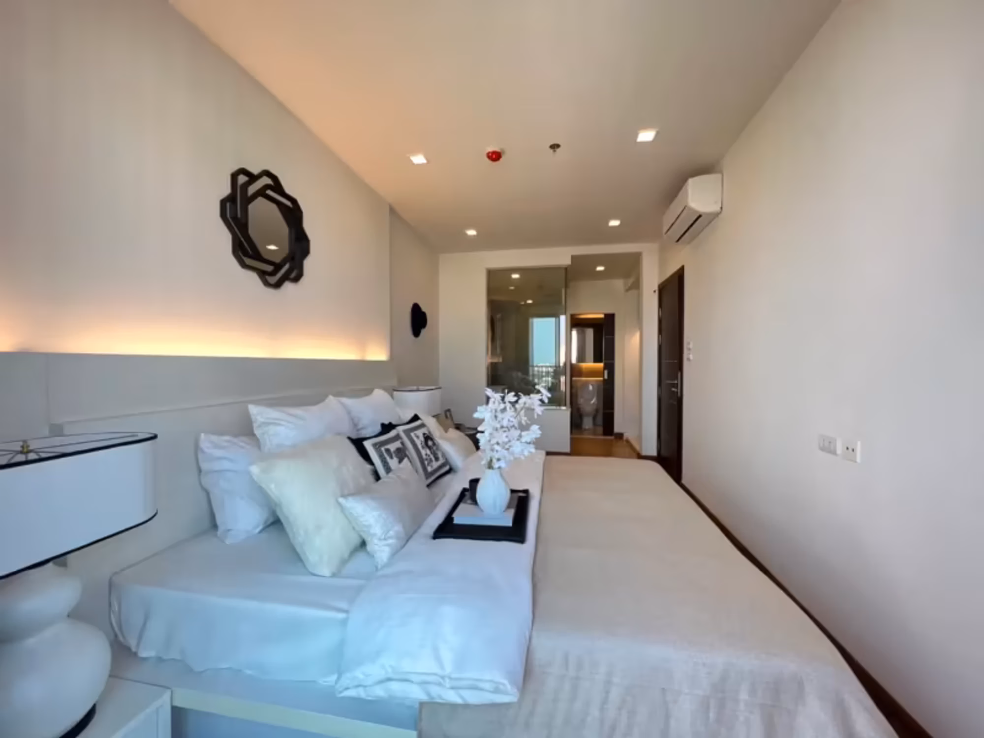 1 Bedroom Condo - Image 6
