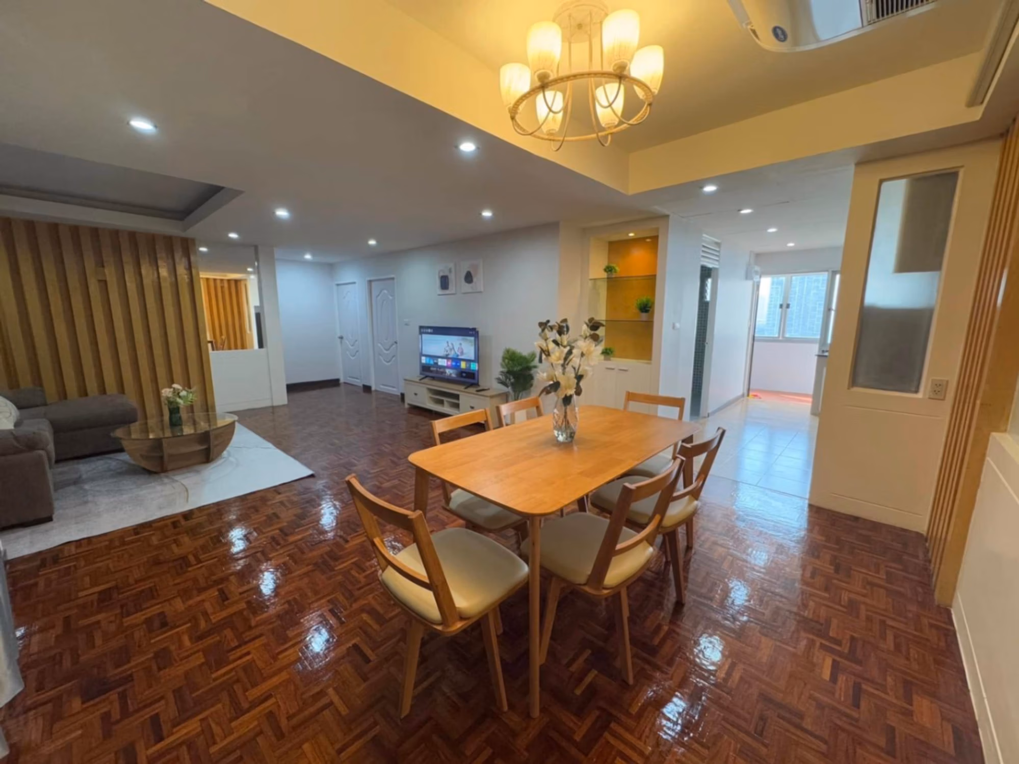 3 ห้องนอน คอนโด สำหรับ จำหน่าย ใน Huai Khwang - Image 8