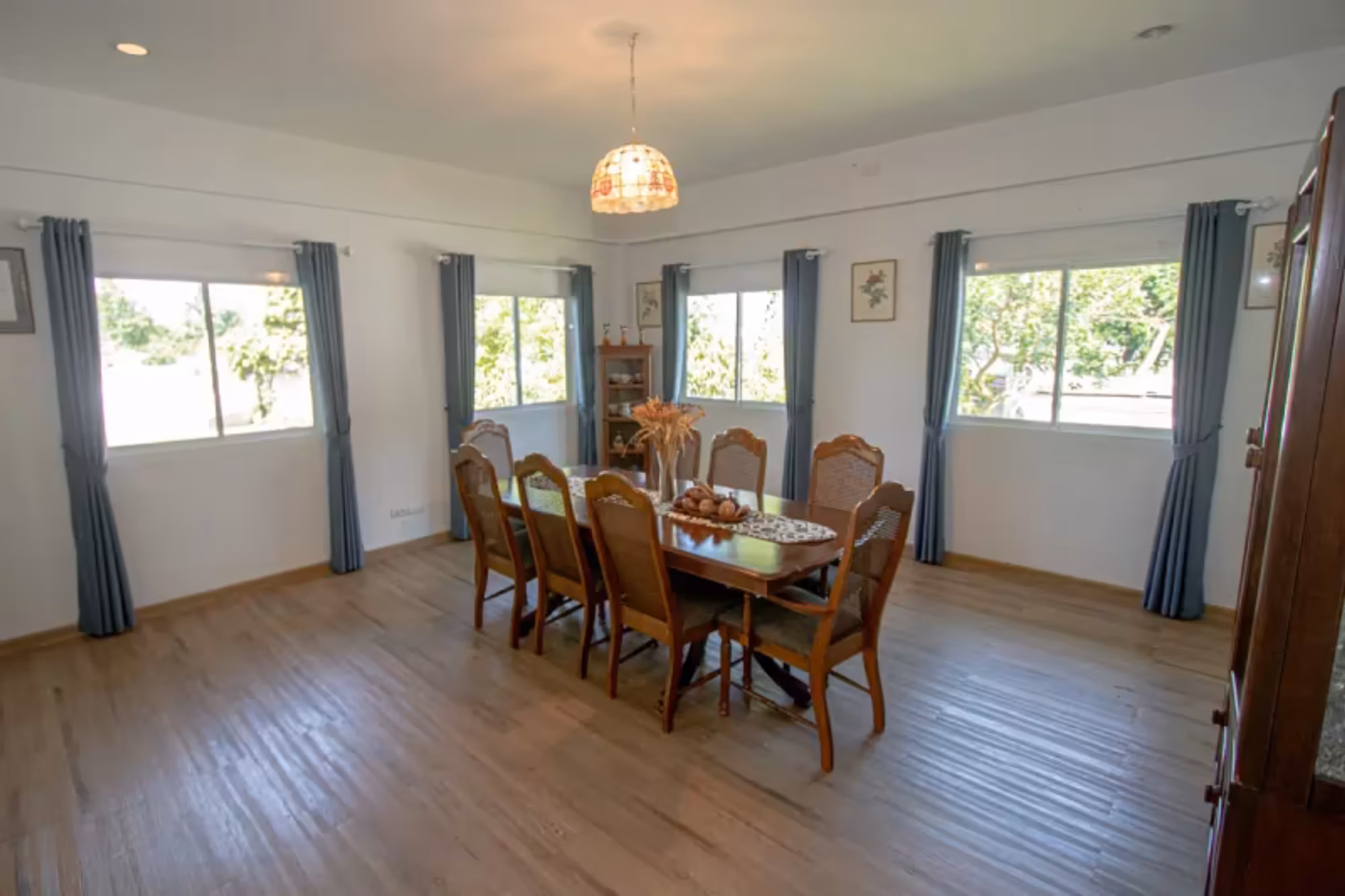 5 Bedroom House - Image 17