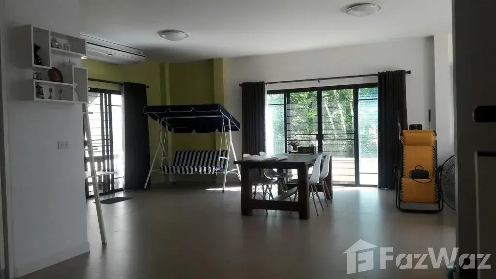 Detached House - Image 35