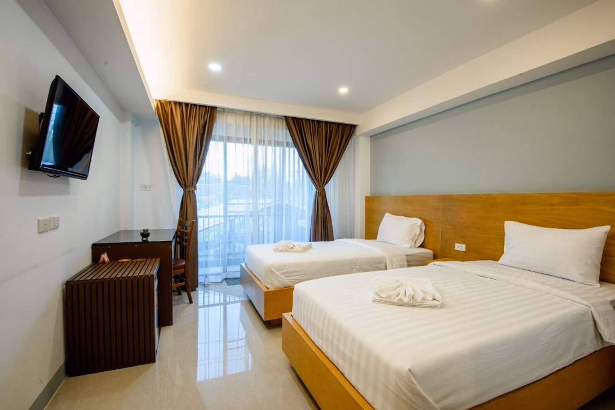 Commercial/Shophouse for Sale at Room Lanna Hotel - Image 5