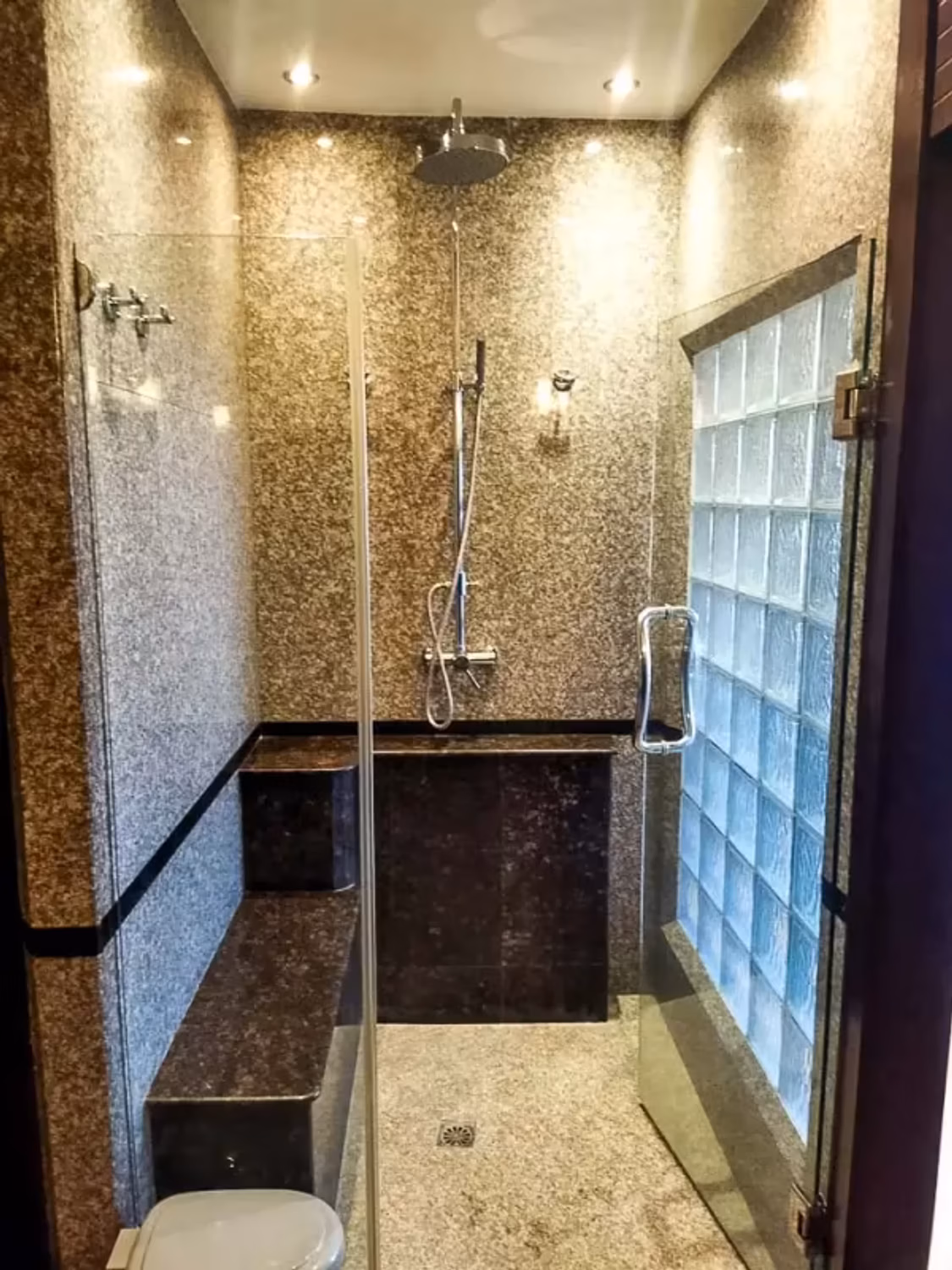 2 Bedroom Condo - Image 9