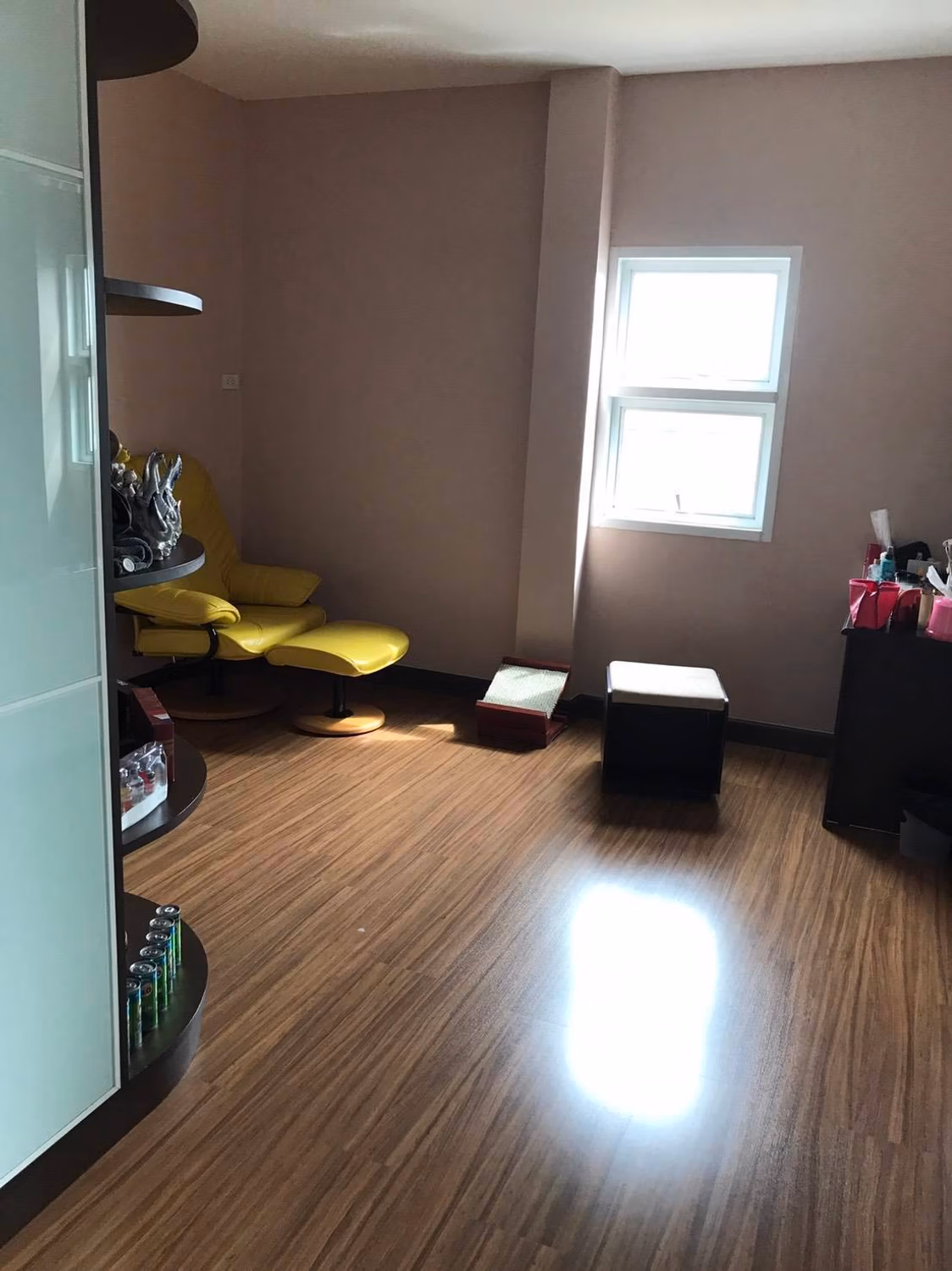 40 Bed Commercial for Sale in Samphanthawong - Image 3