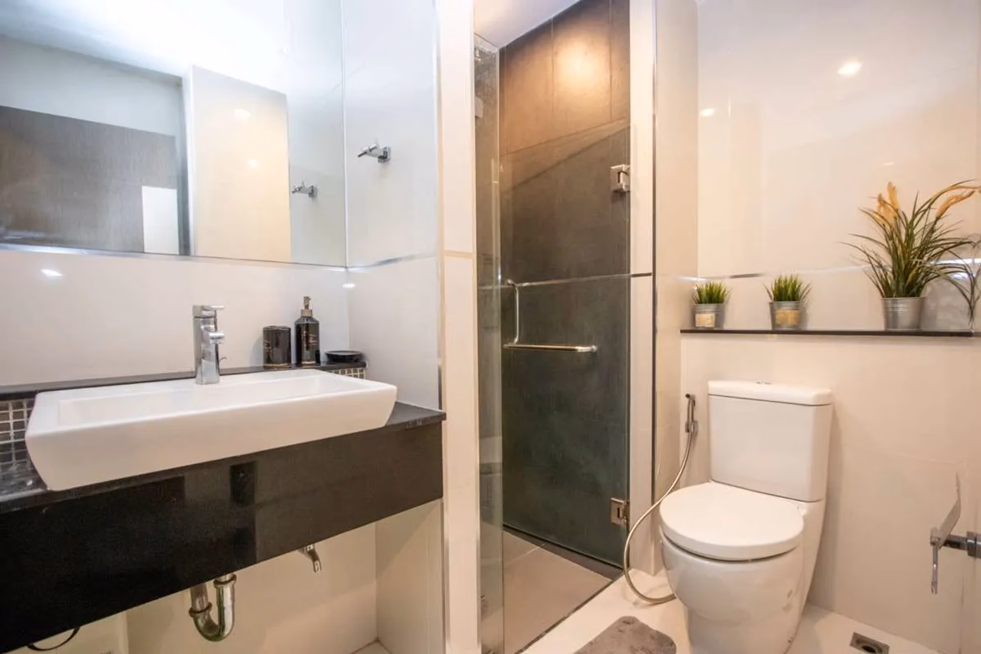 Condo - Image 5