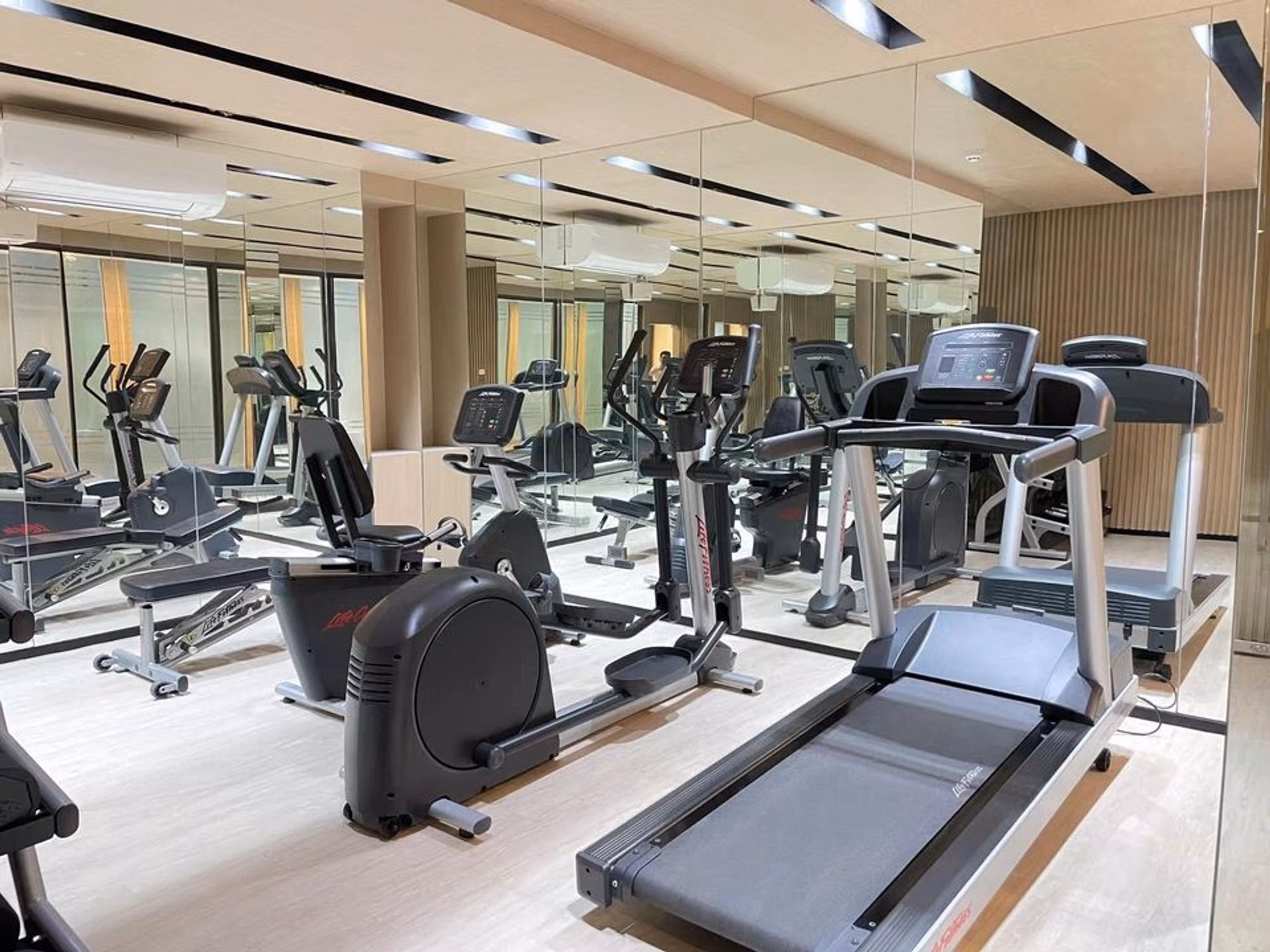1 Bed Condo for Rent and Sale  Near Sukhumvit MRT - Image 7