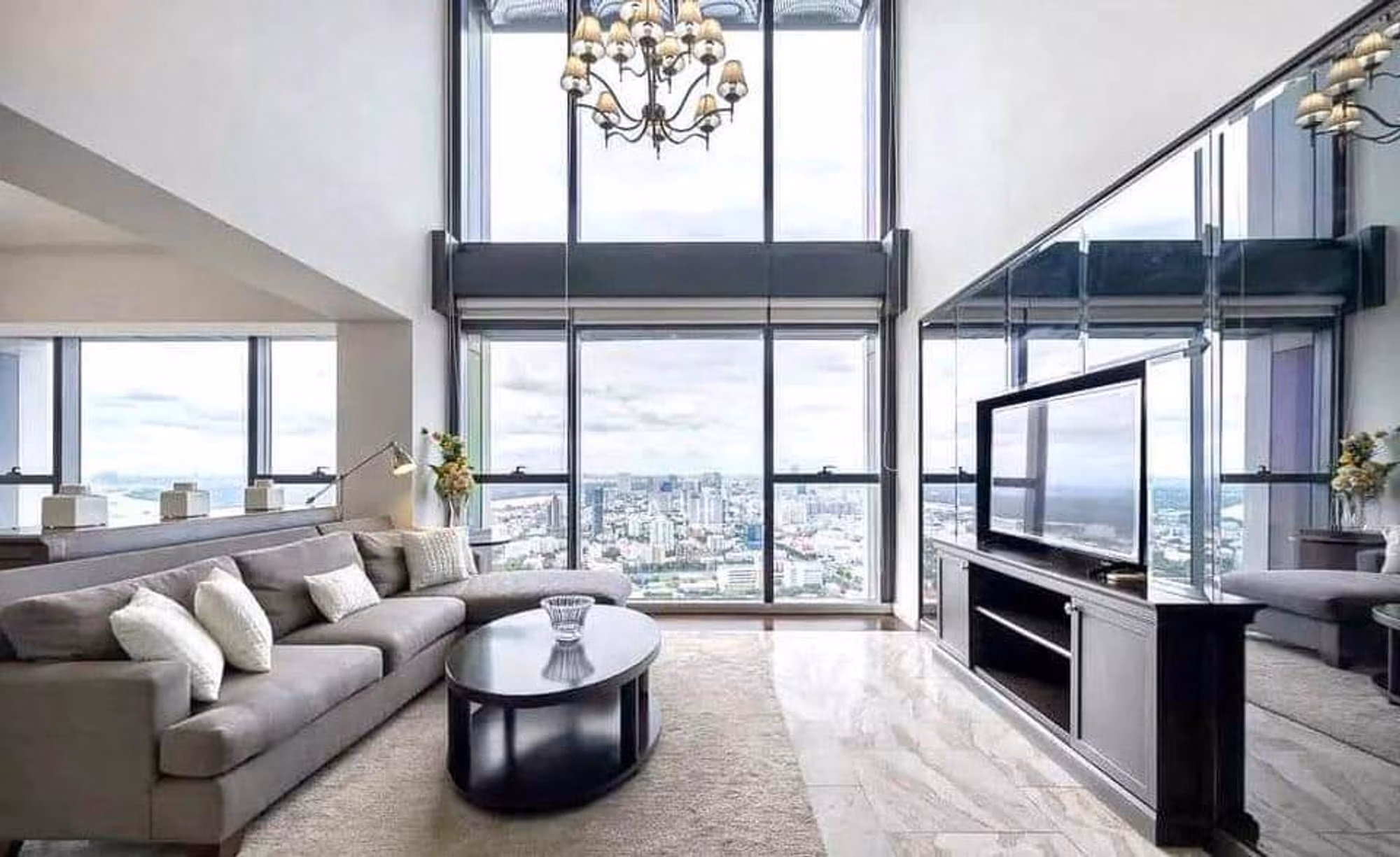 4 卧室 公寓 用于 出租 在 Sathon - Image 1