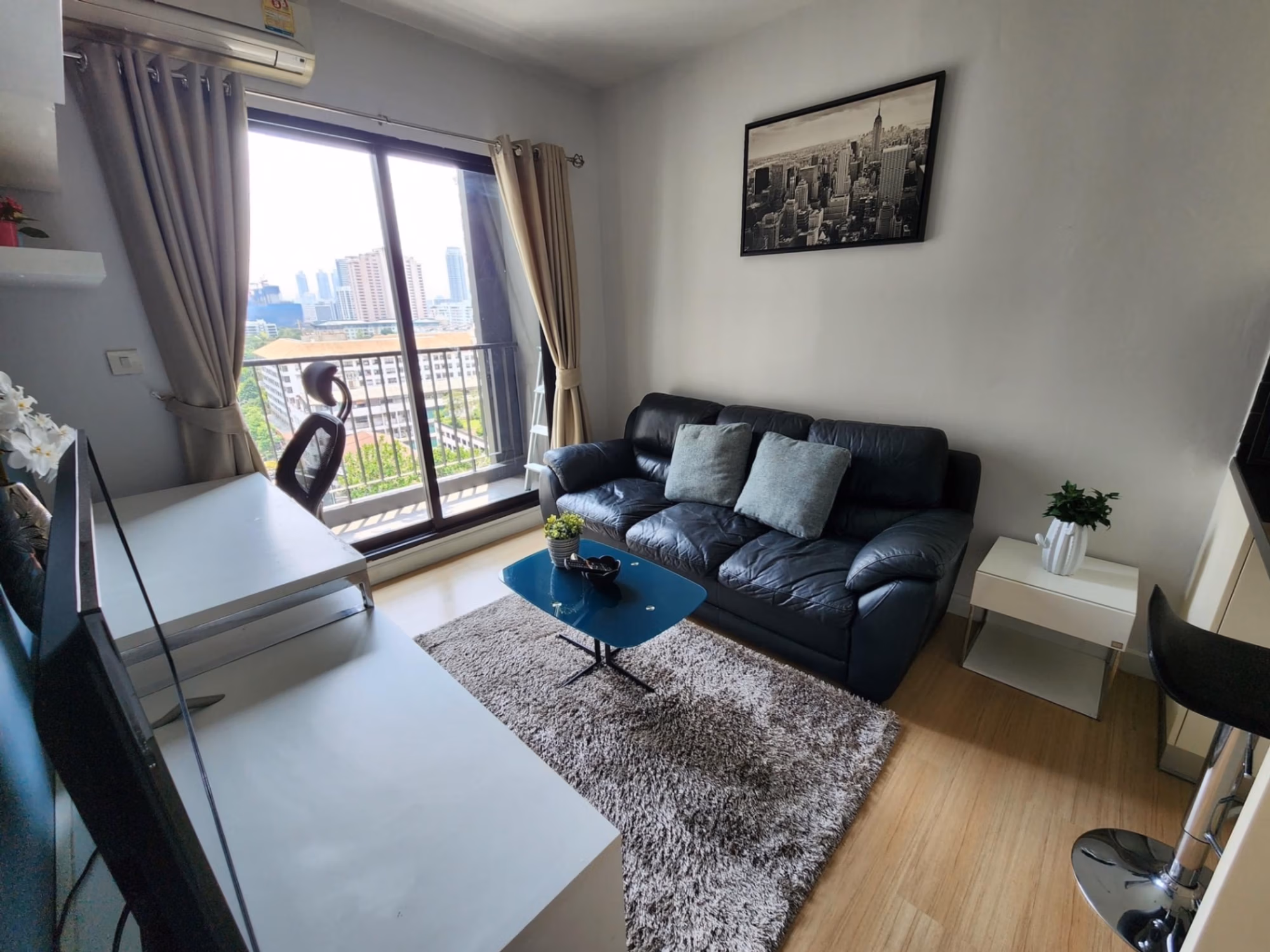 1 Bed Condo for Rent in Sathon - Image 7