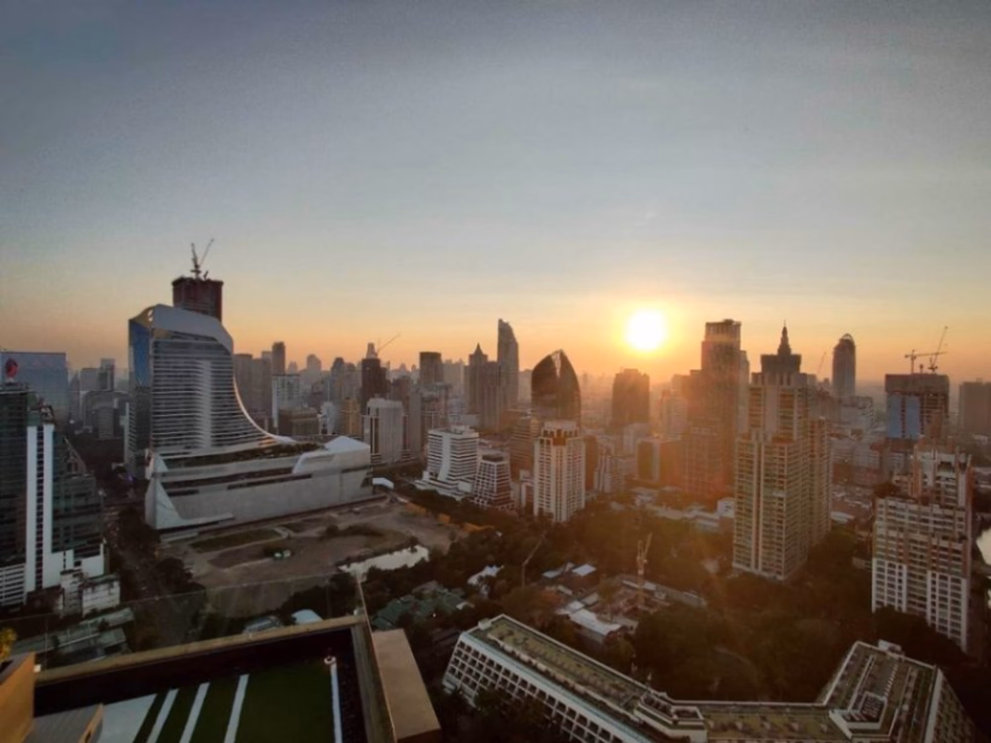 1 Bed Condo for Rent  Near Phloen Chit BTS - Image 8