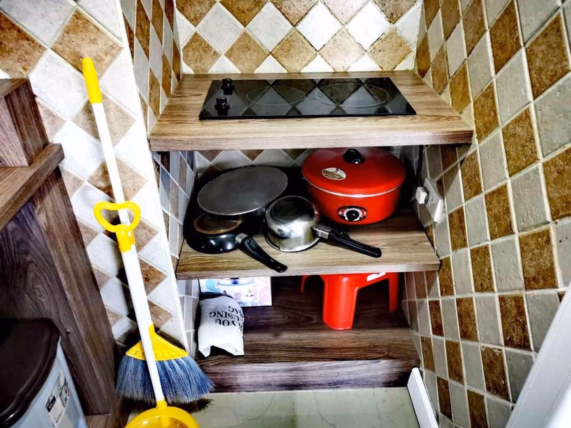 2 Bed Condo for Sale in Mueang Chiang Mai - Image 9