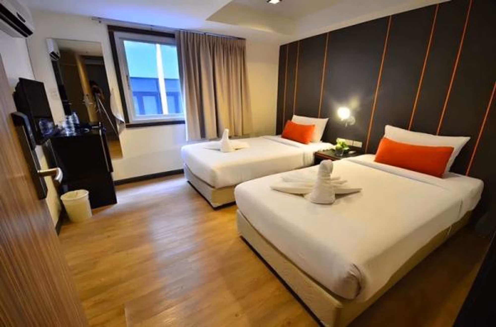 60 ห้องนอน อาคารพานิชย์ สำหรับ ขายและจำหน่าย ใน Sathon - Image 6