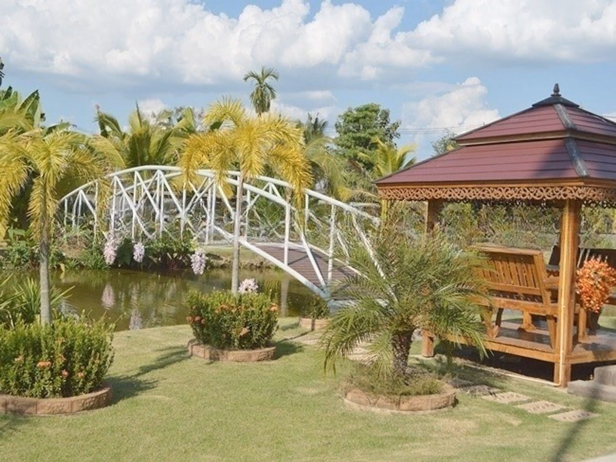 6 Bed House for Sale in San Sai District - Image 4