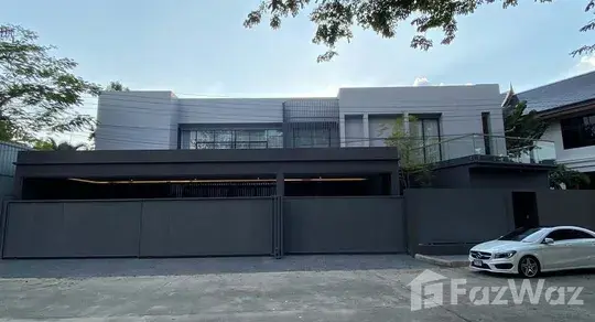4 Bedroom House - Image 28