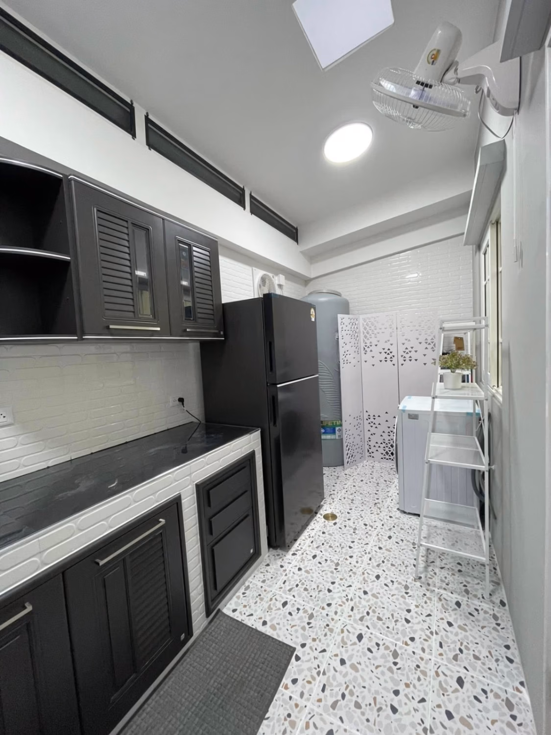 2 Bed Townhouse for Rent in Mueang Chiang Mai - Image 6