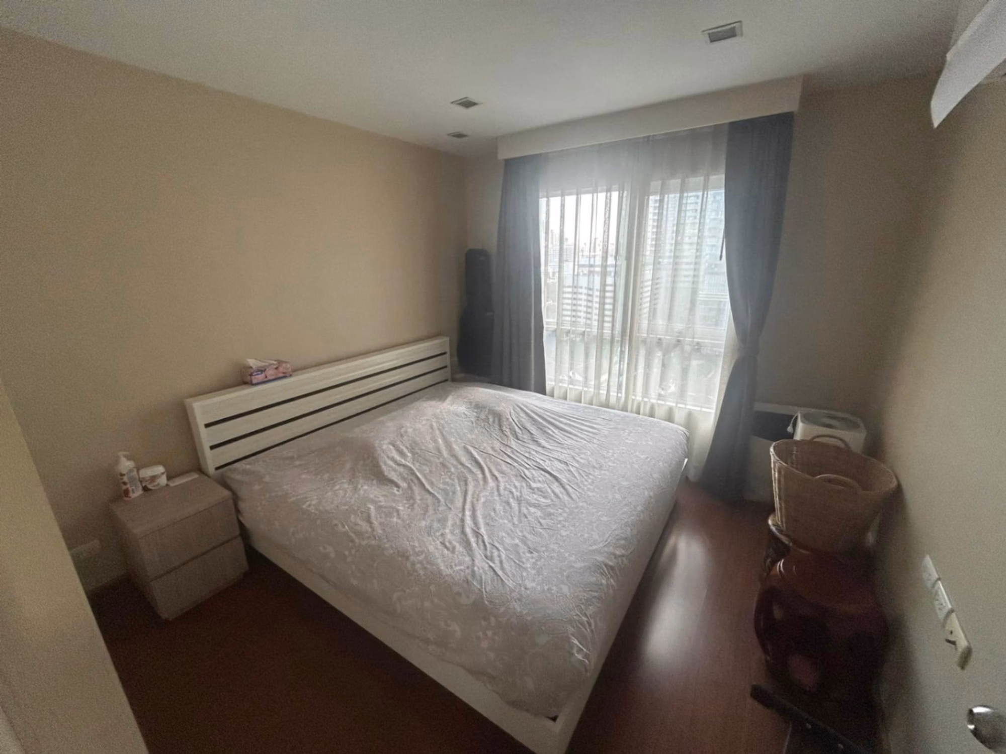 1 Bed Condo for Rent in Huai Khwang - Image 1