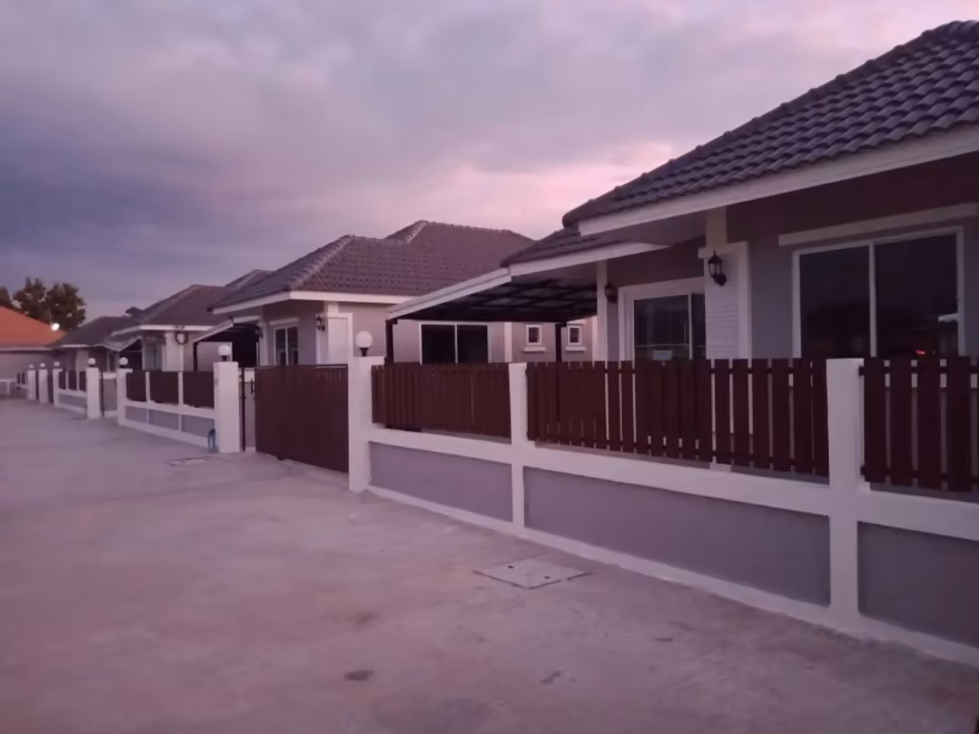 3 Bedroom House - Image 8