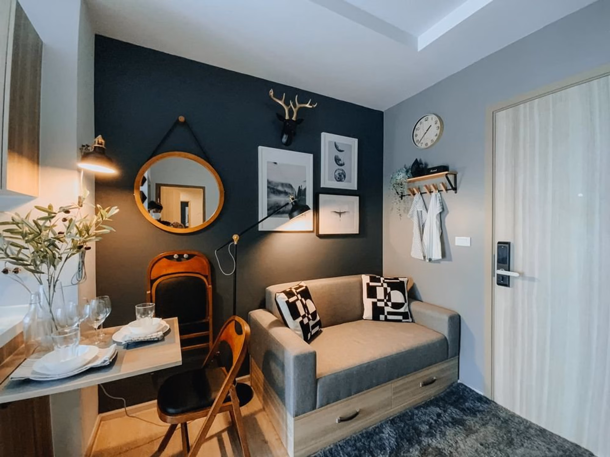 Condo for Rent at Altitude Unicorn Sathorn - Image 1