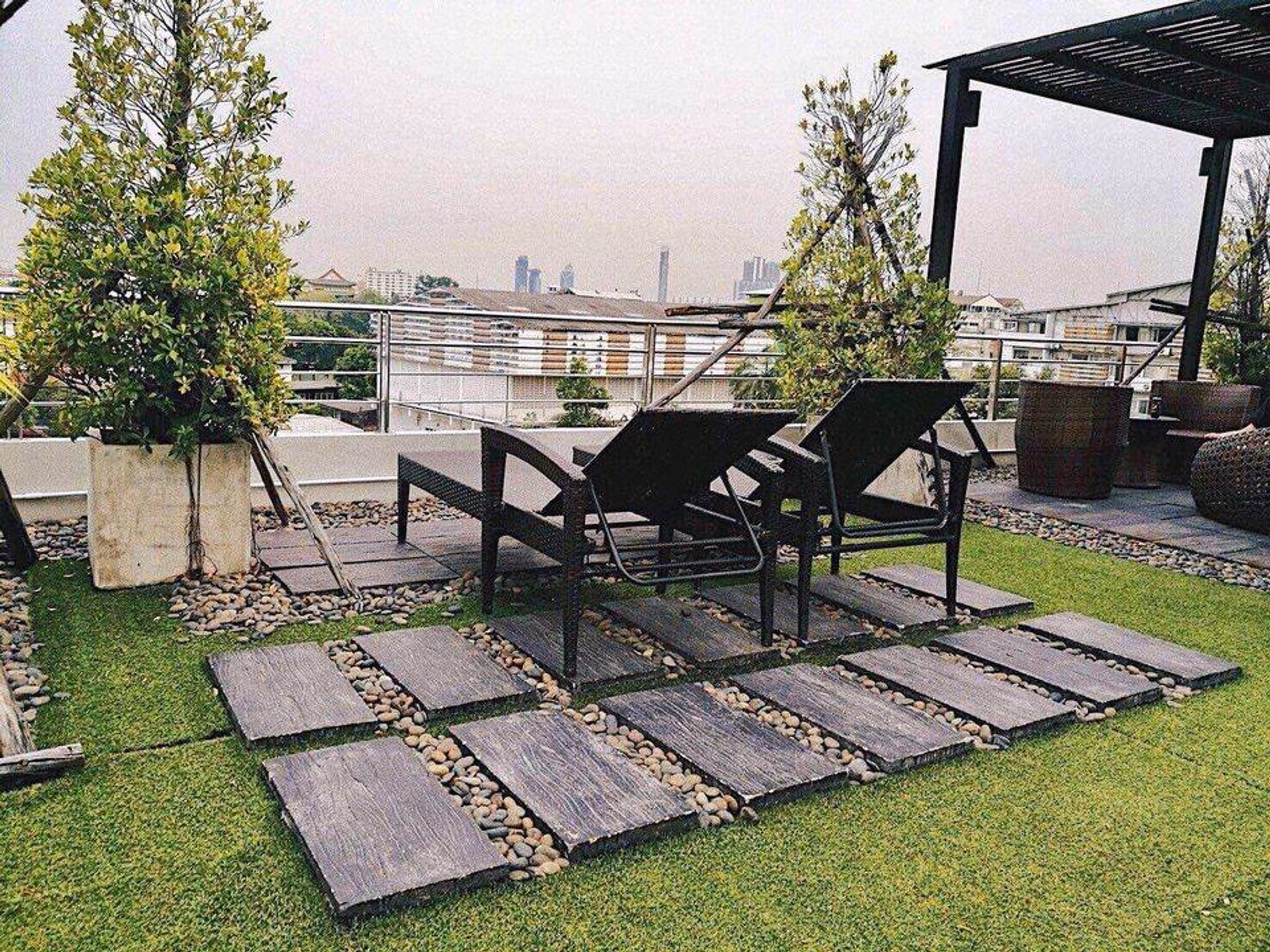 Flawless Sathon Residence - Image 4