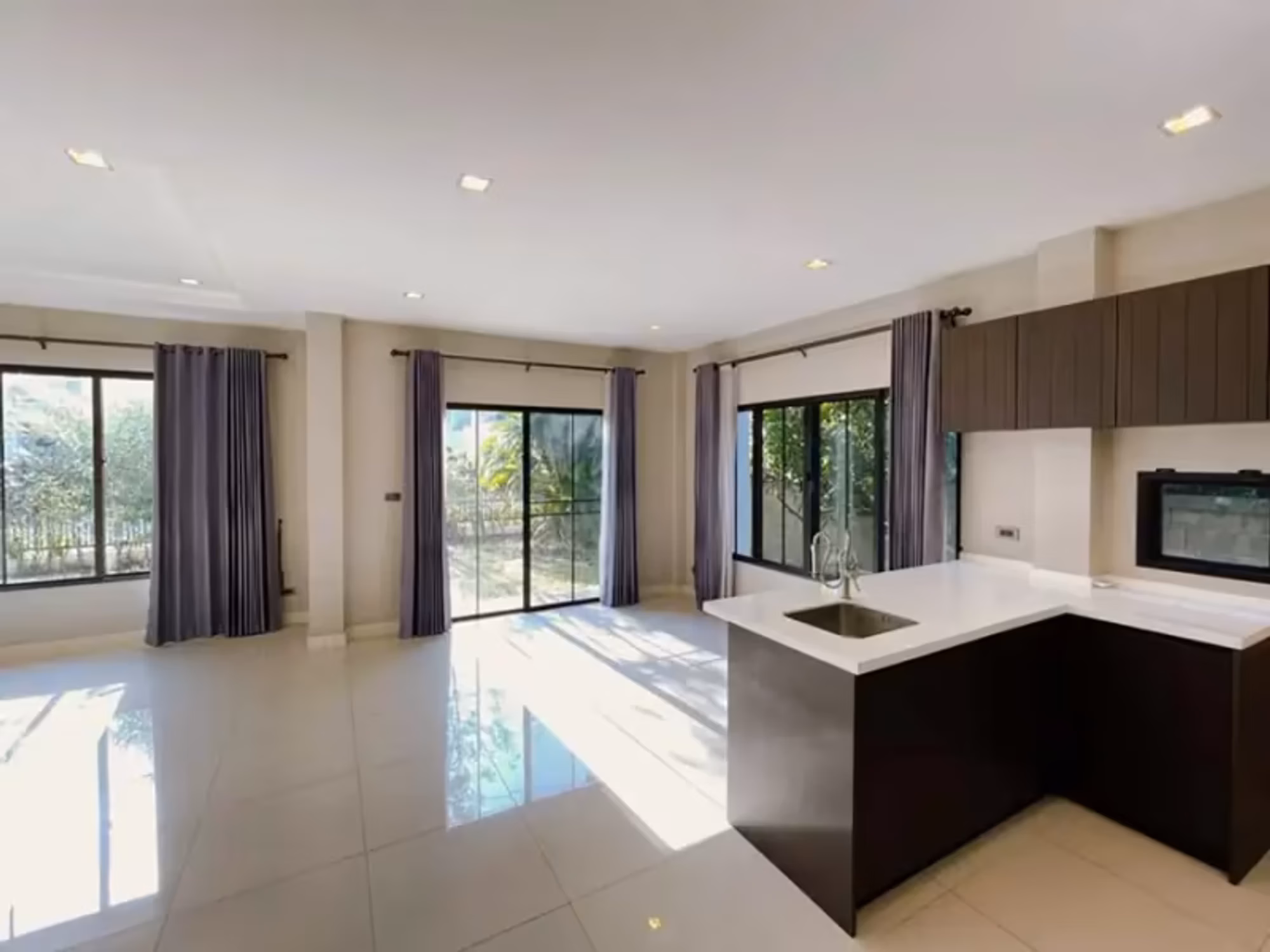 3 Bedroom House - Image 7