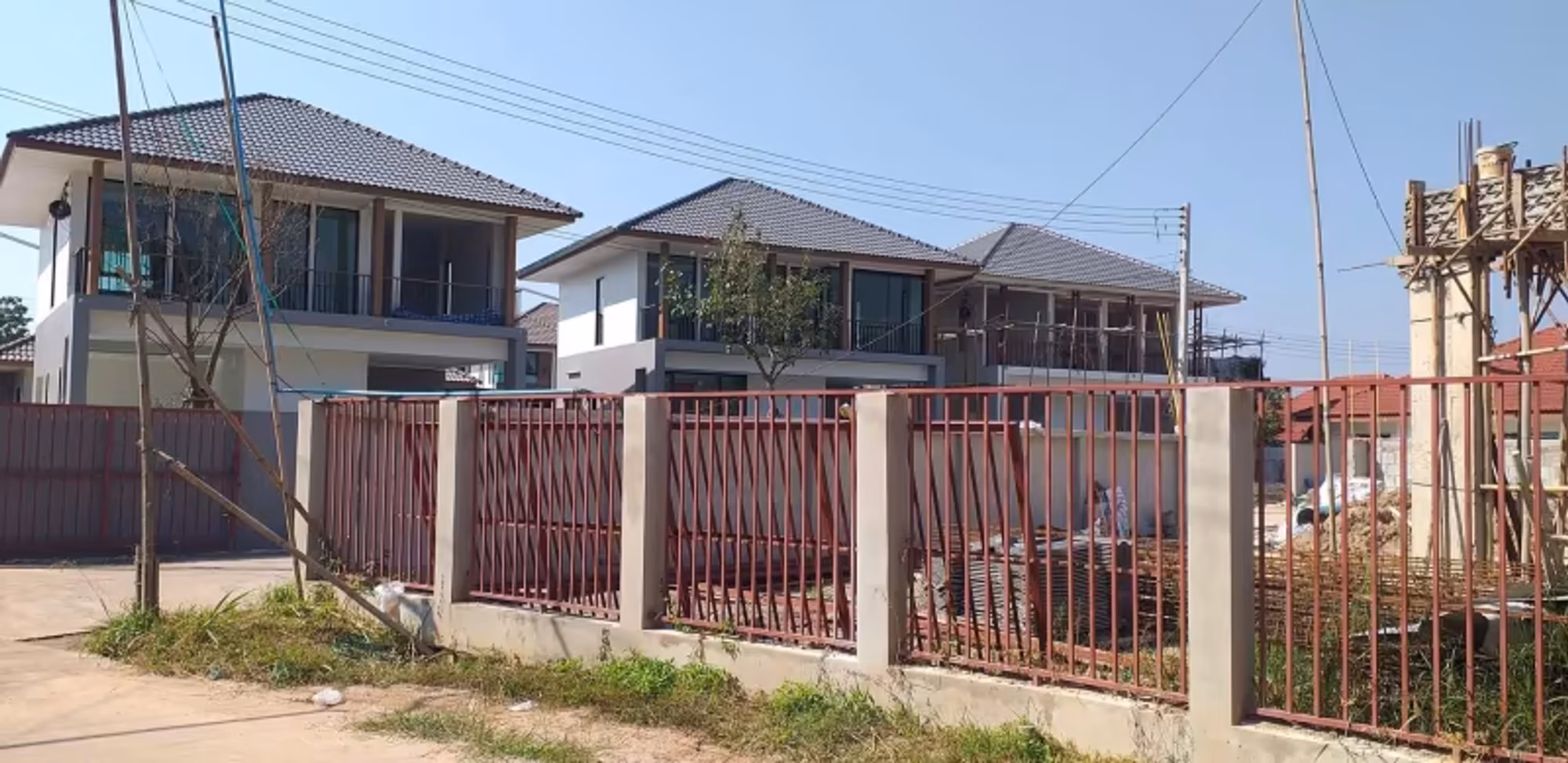 3 Bedroom House - Image 2