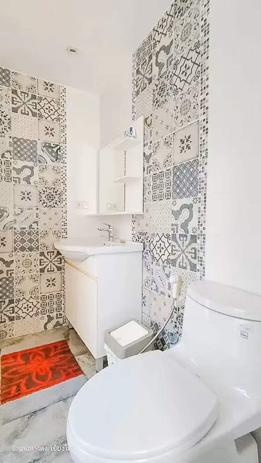 3 Bedroom House - Image 7