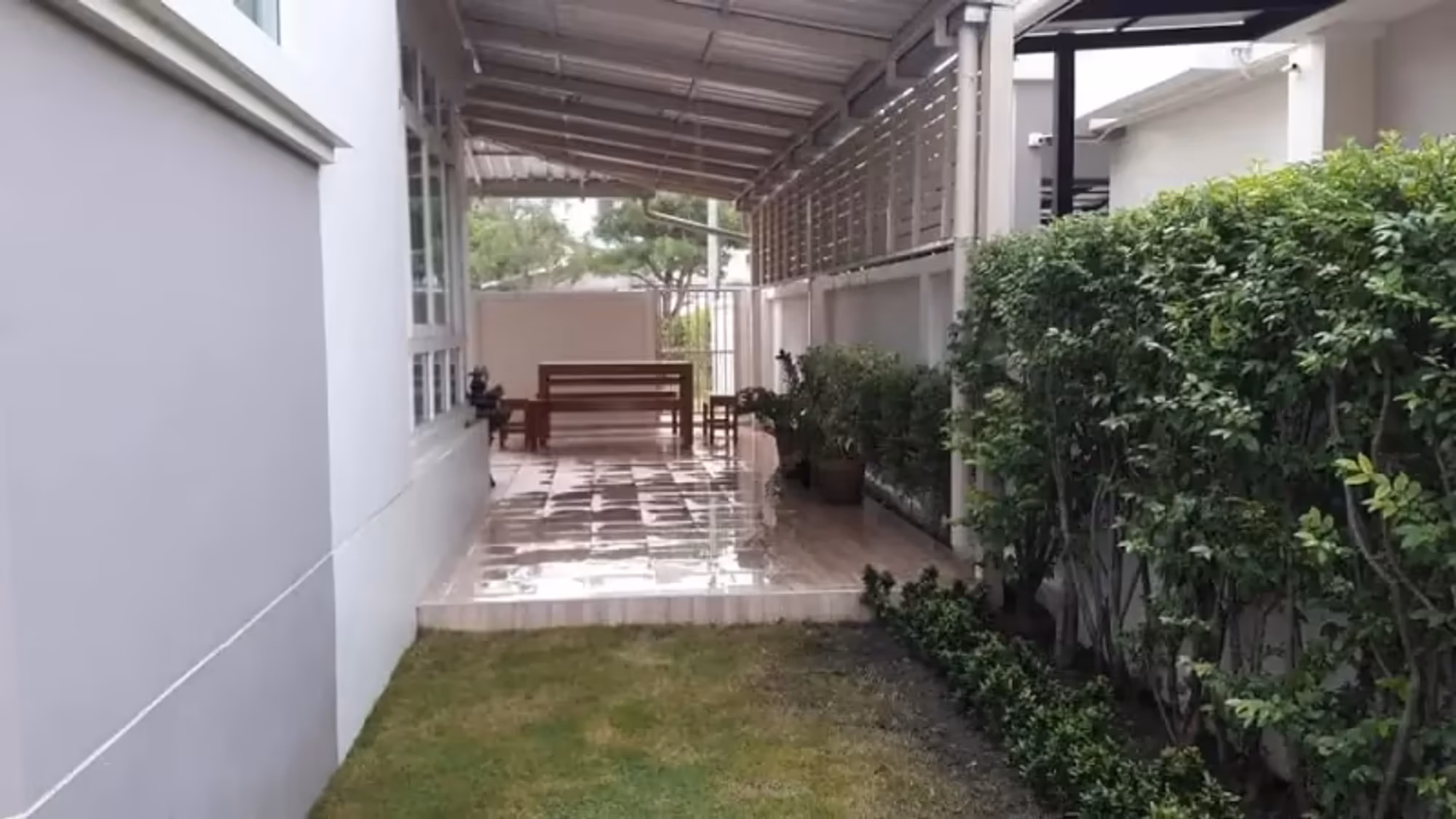 4 Bedroom House - Image 6