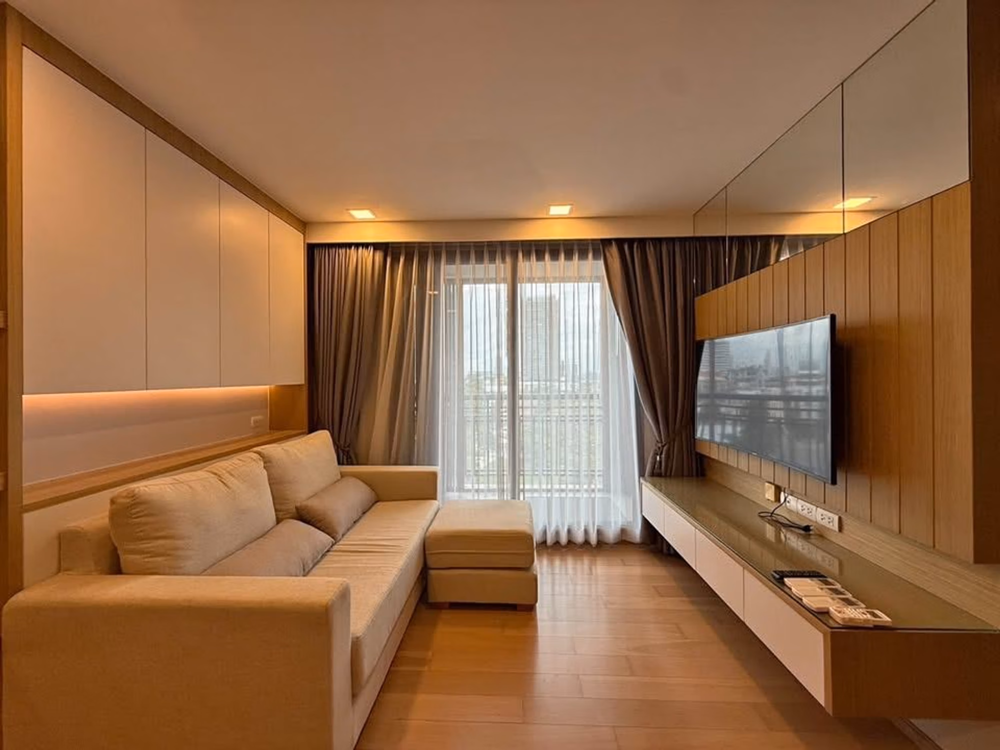 2 ห้องนอน คอนโด สำหรับ จำหน่าย ใน Watthana - Image 1