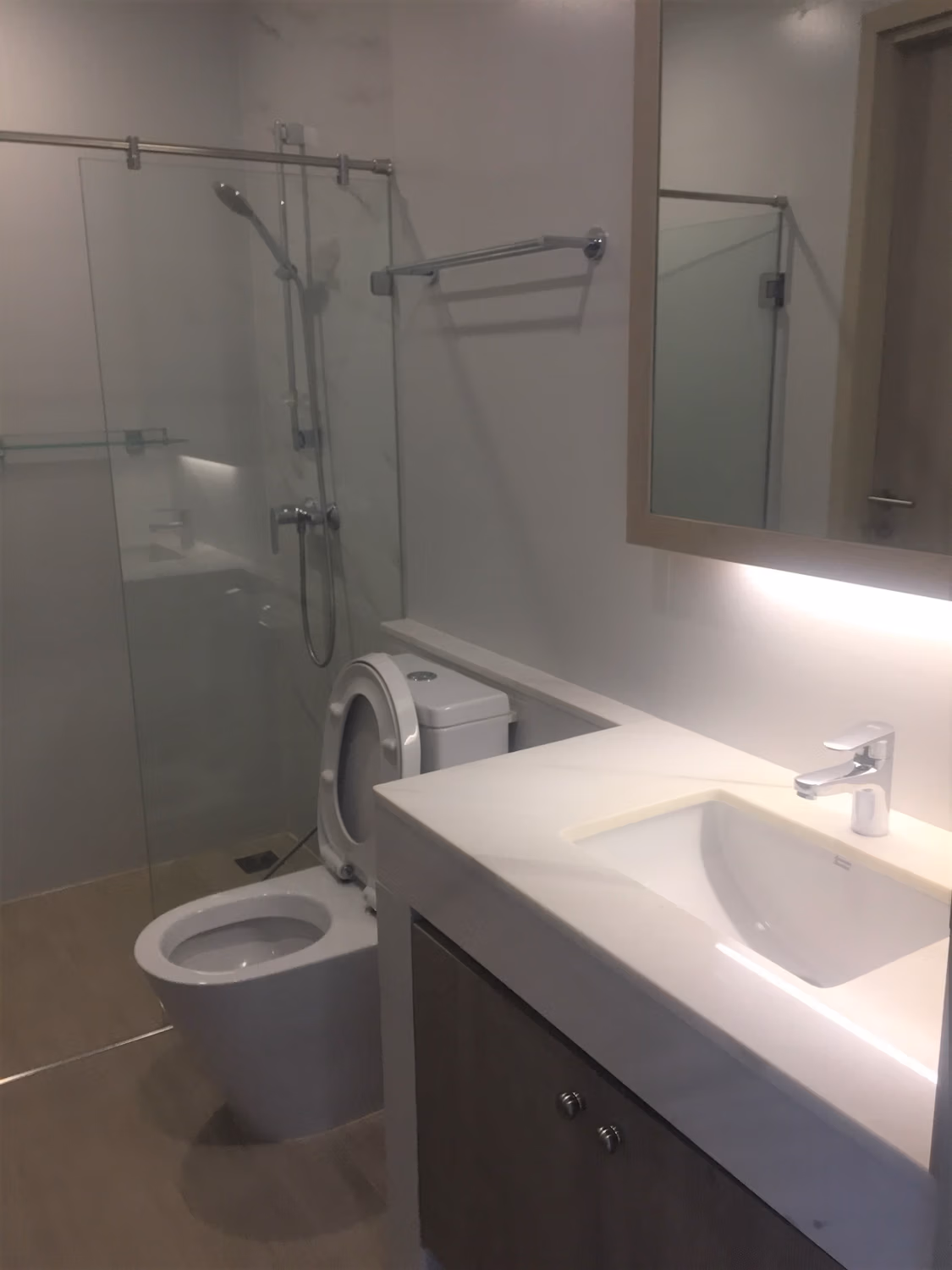 3 Bed Condo for Rent in Watthana - Image 6