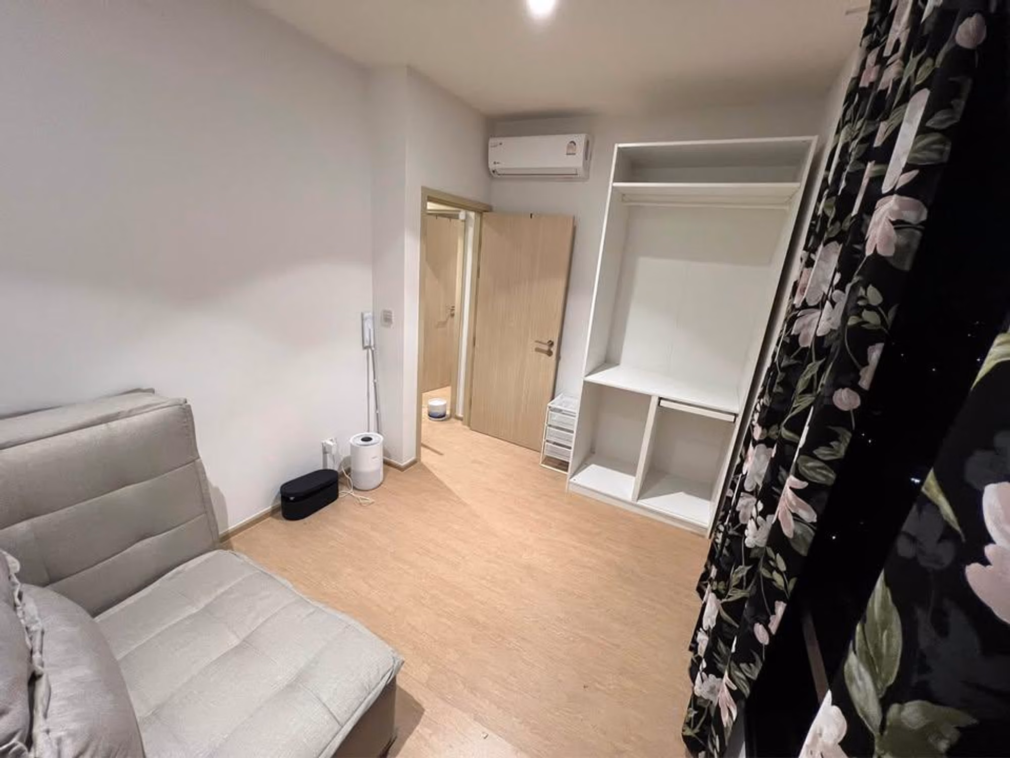 2 Bed Condo for Rent in Watthana - Image 4