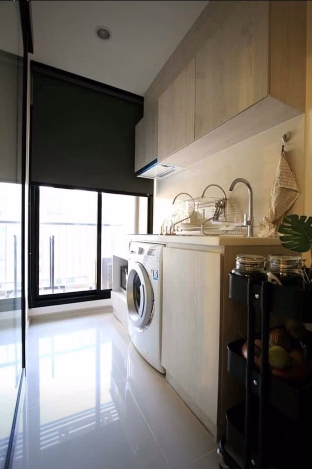 Condo for Rent at Life Asoke - Image 4